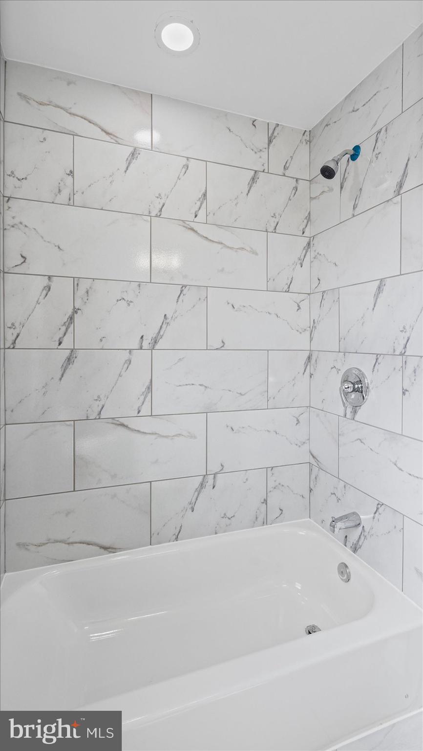 EAST ARLINGTON - Residential