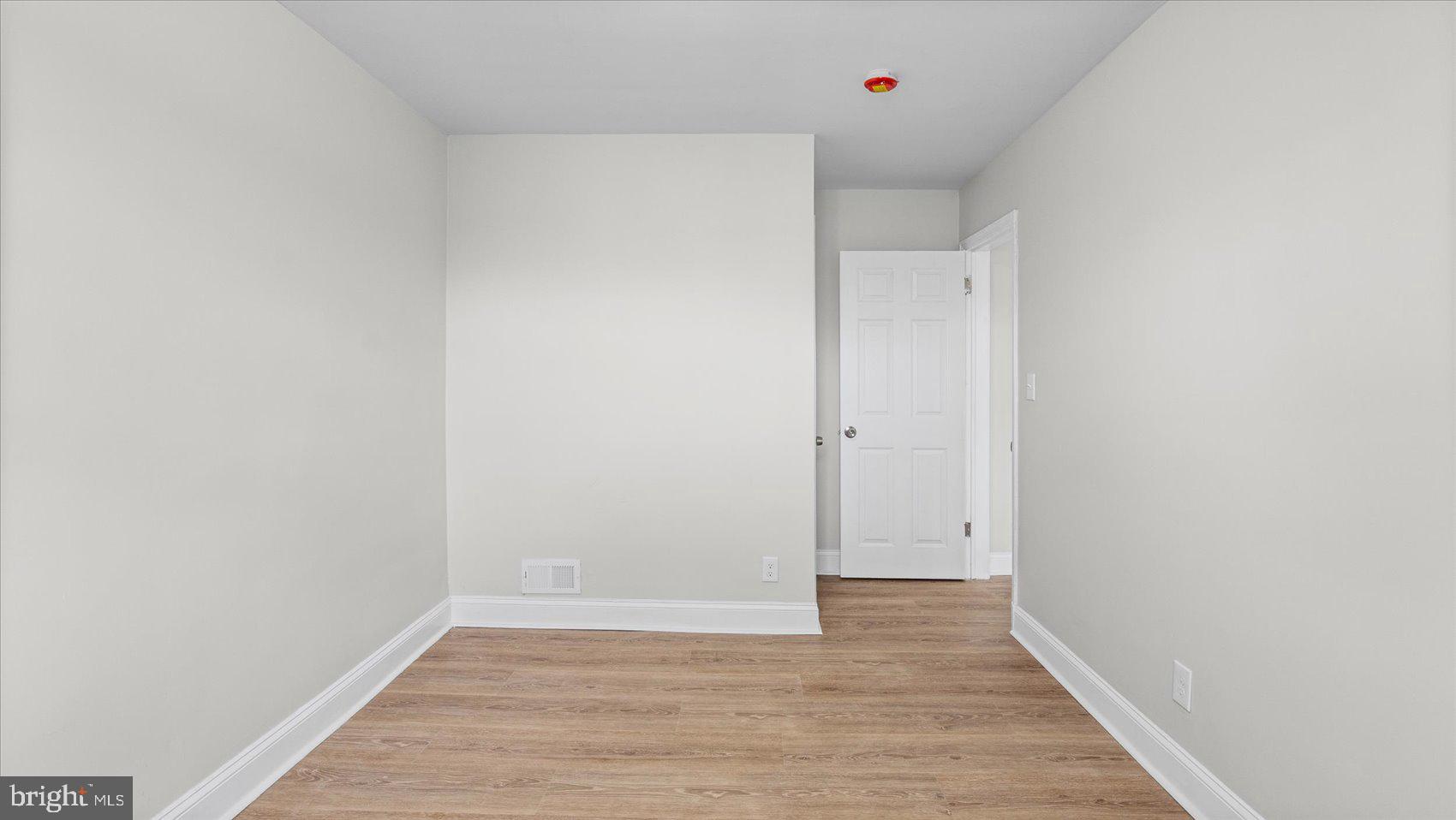 EAST ARLINGTON - Residential