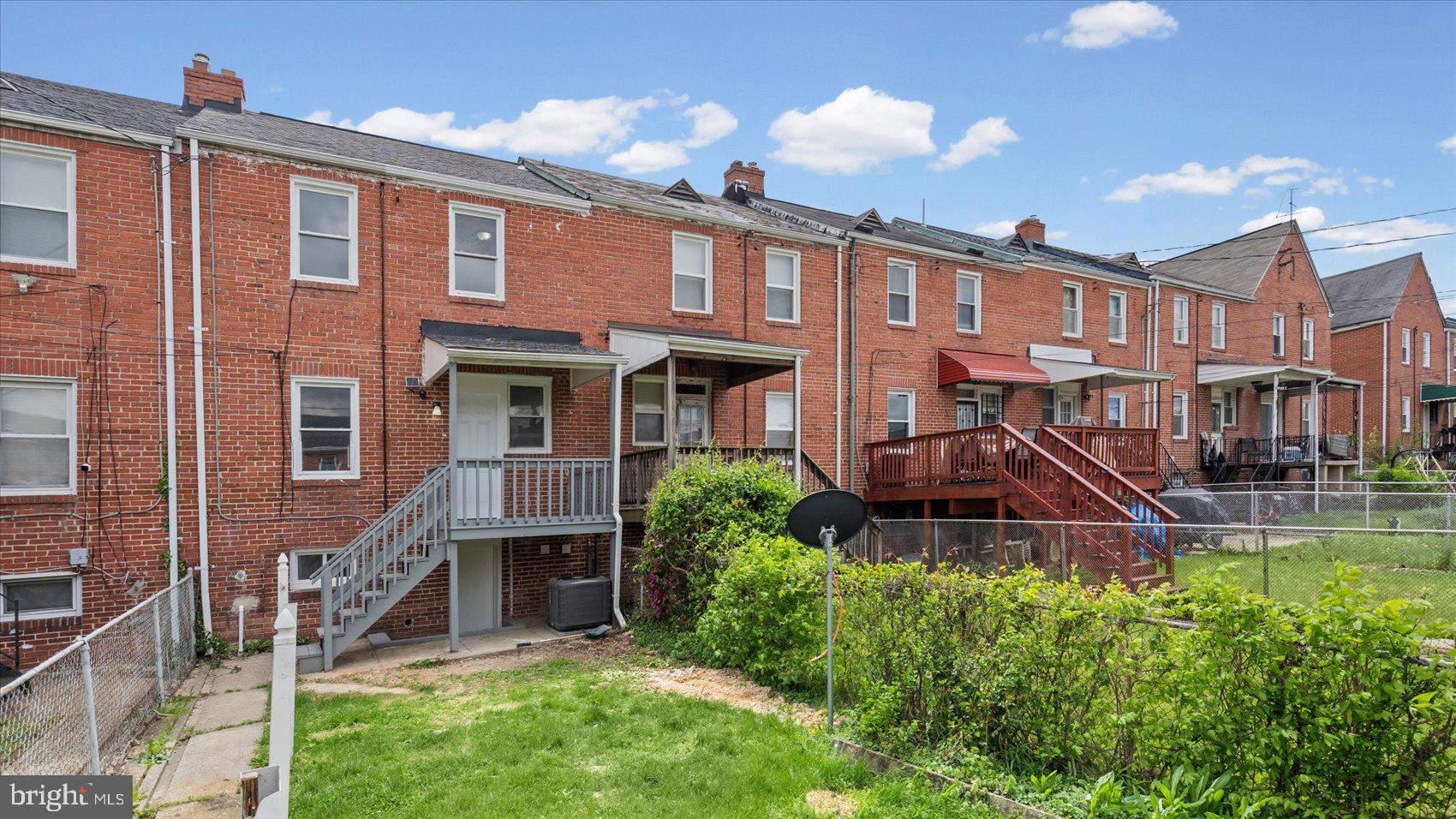 EAST ARLINGTON - Residential