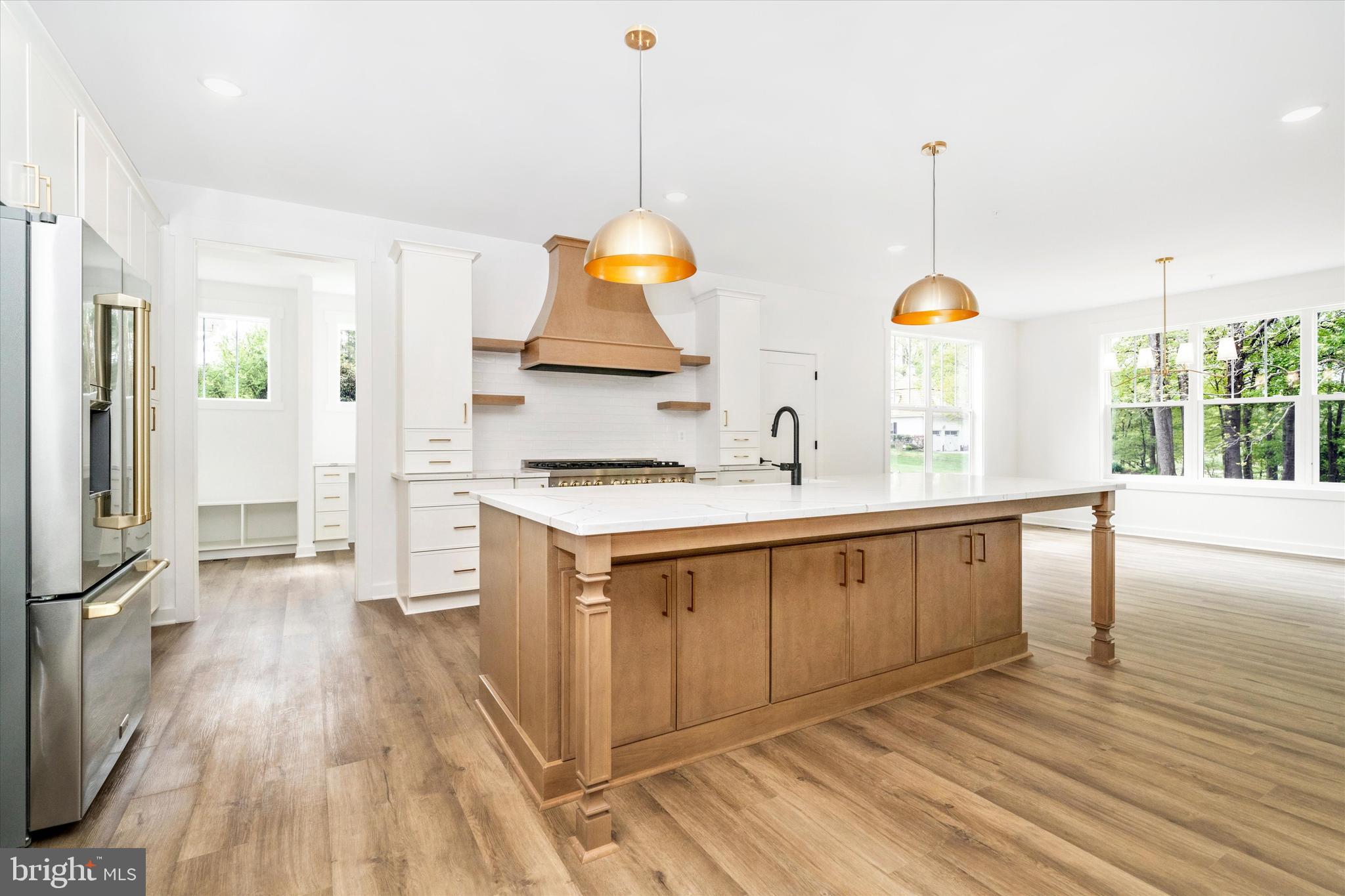 MEADOWBROOK VILLAGE - Residential