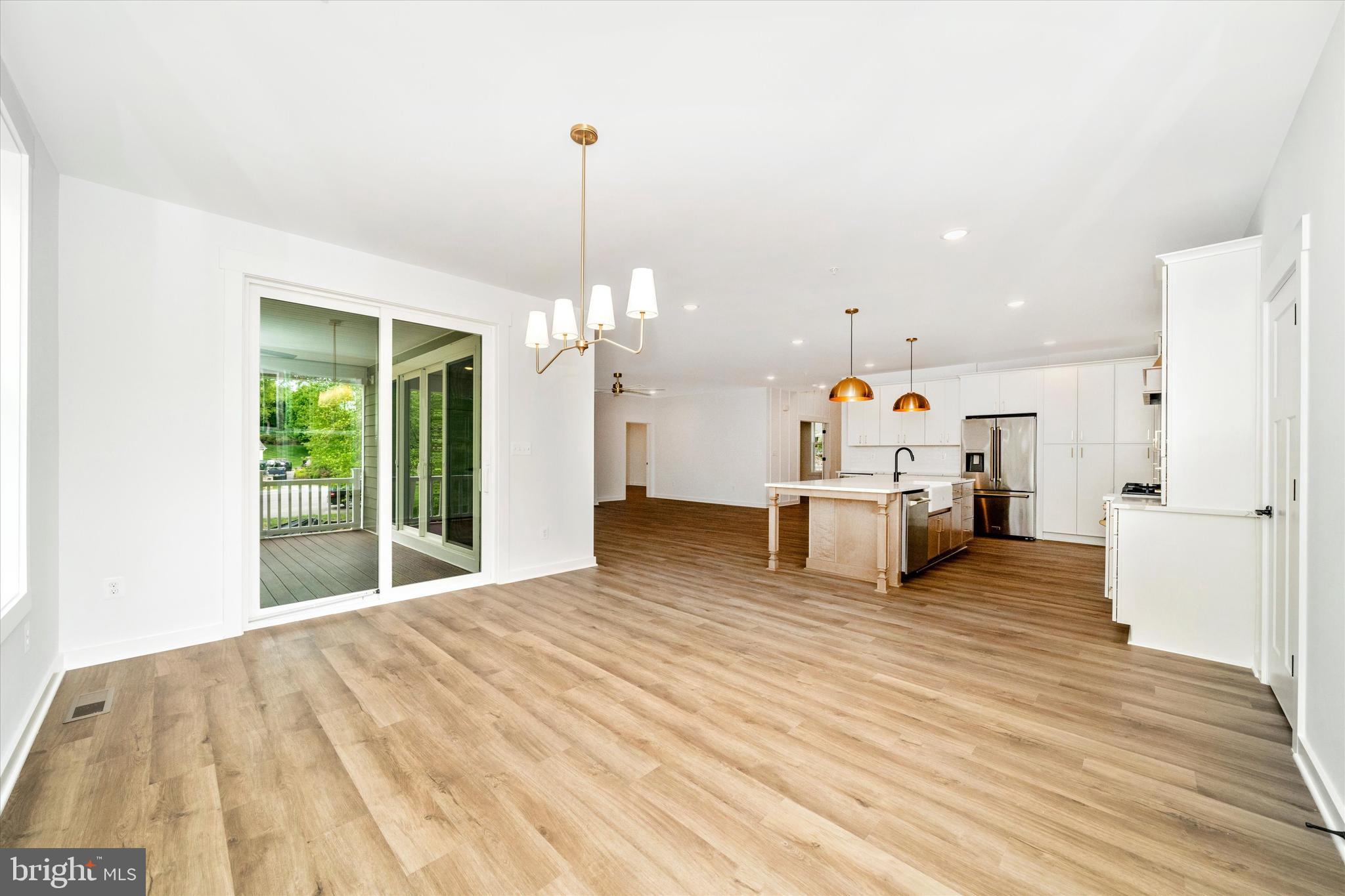 MEADOWBROOK VILLAGE - Residential
