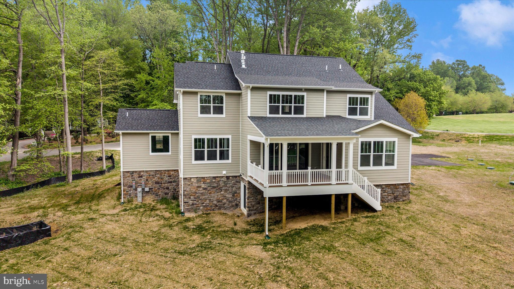 MEADOWBROOK VILLAGE - Residential