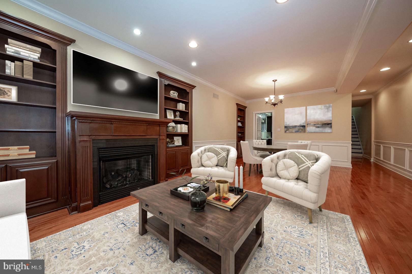 SOCIETY HILL - Residential