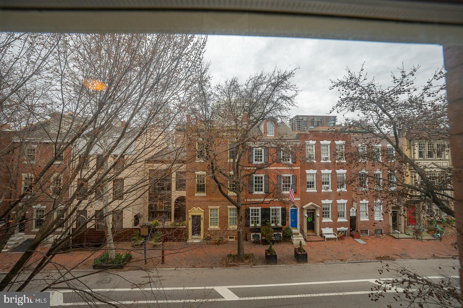 SOCIETY HILL - Residential