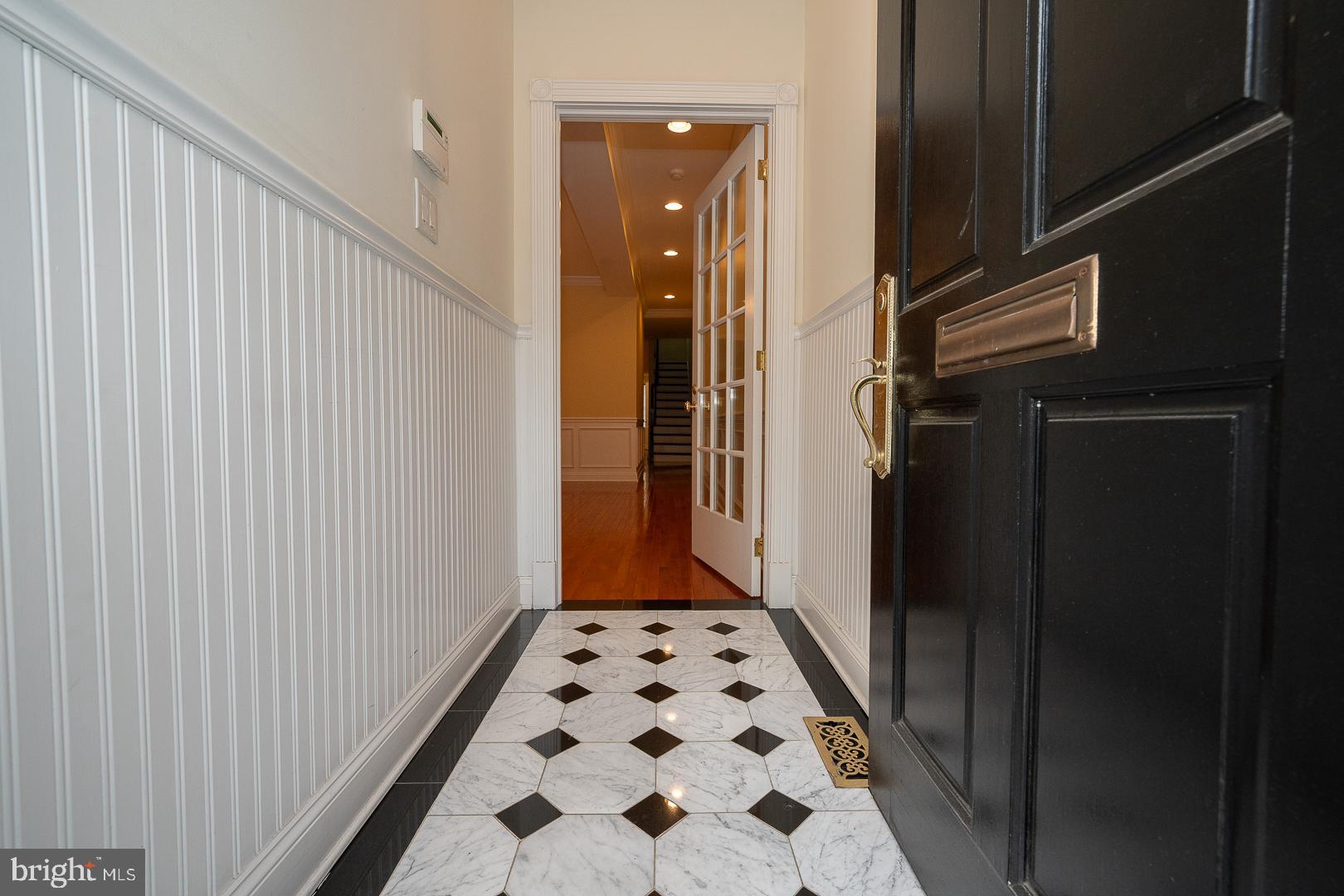 SOCIETY HILL - Residential