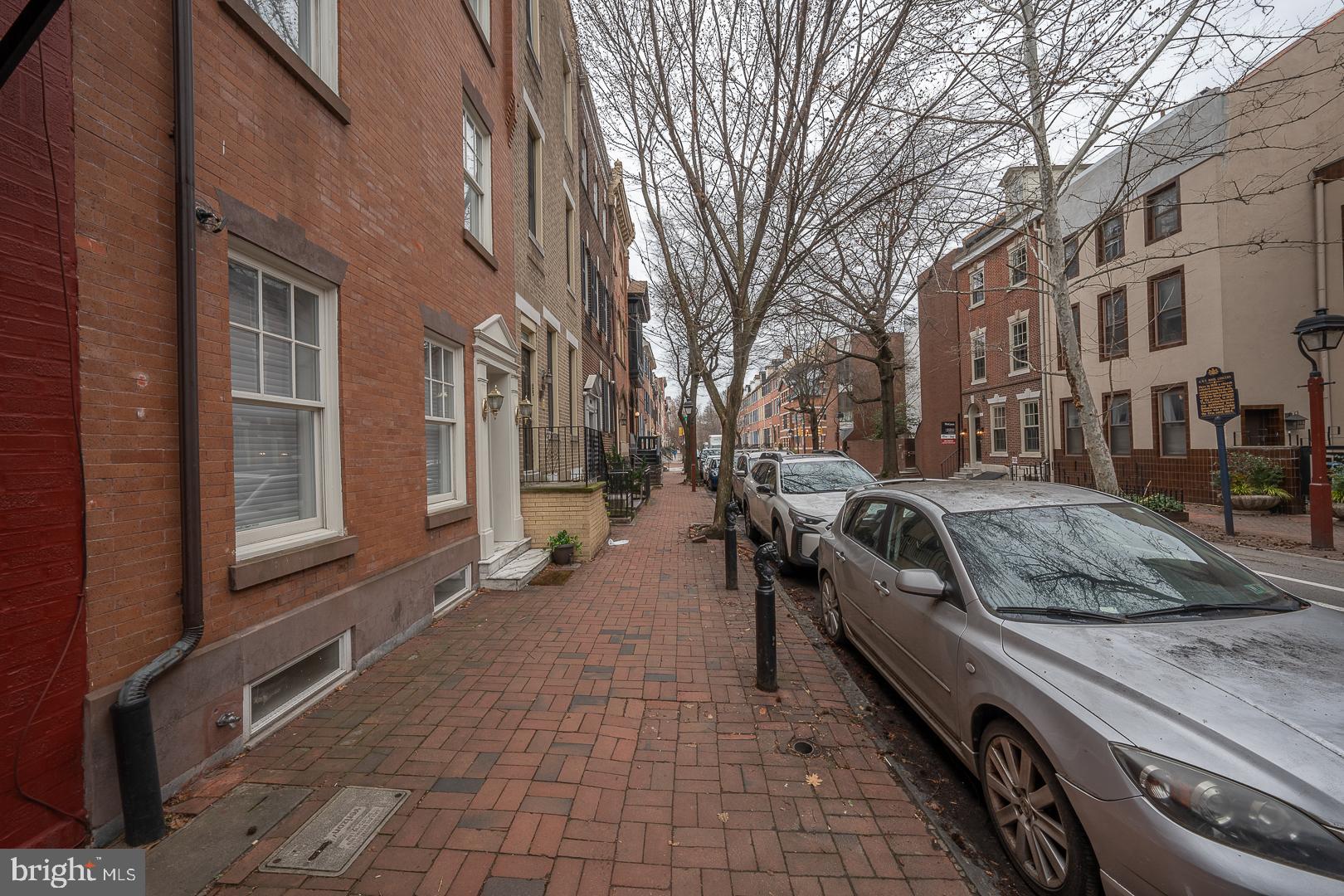 SOCIETY HILL - Residential