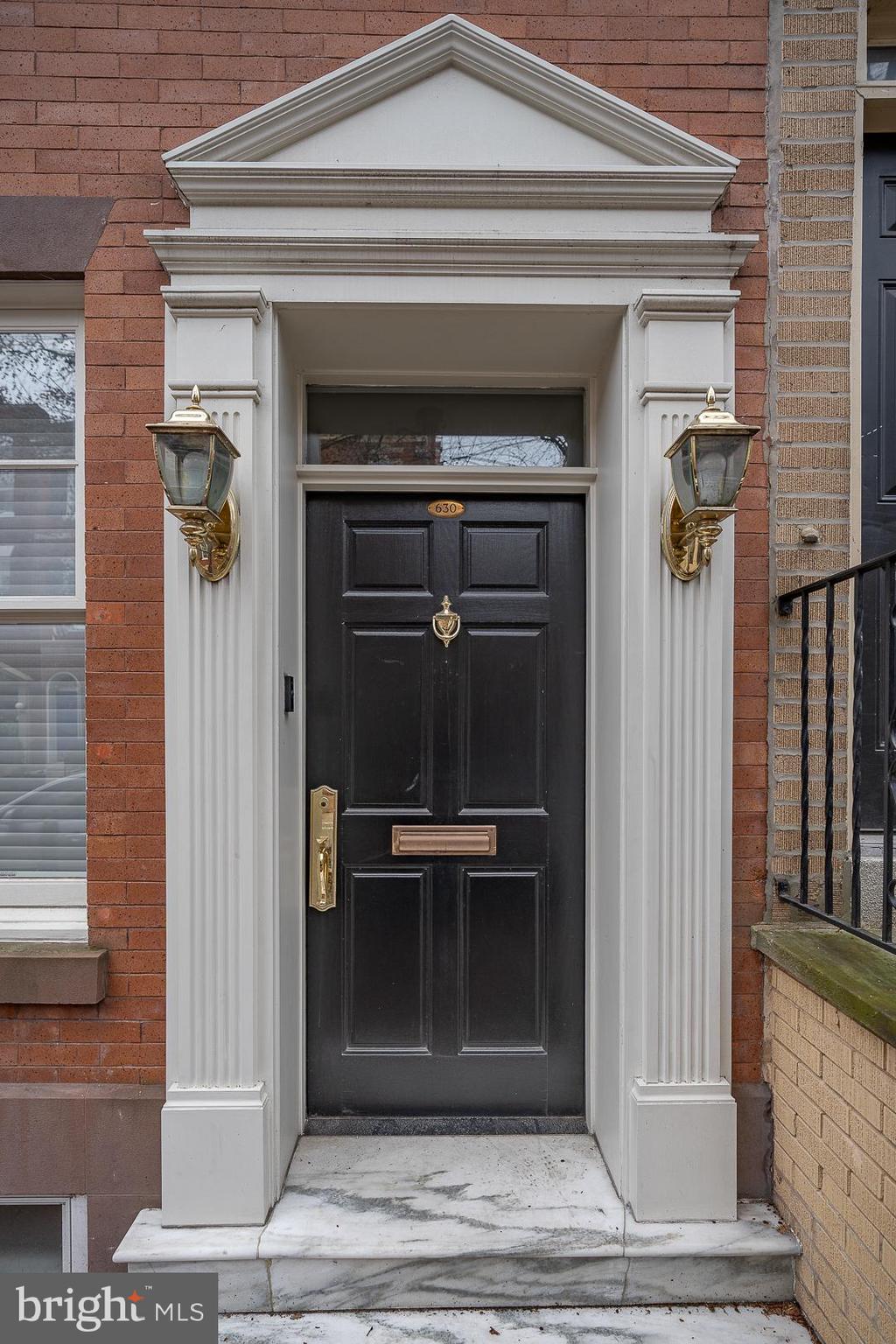 SOCIETY HILL - Residential