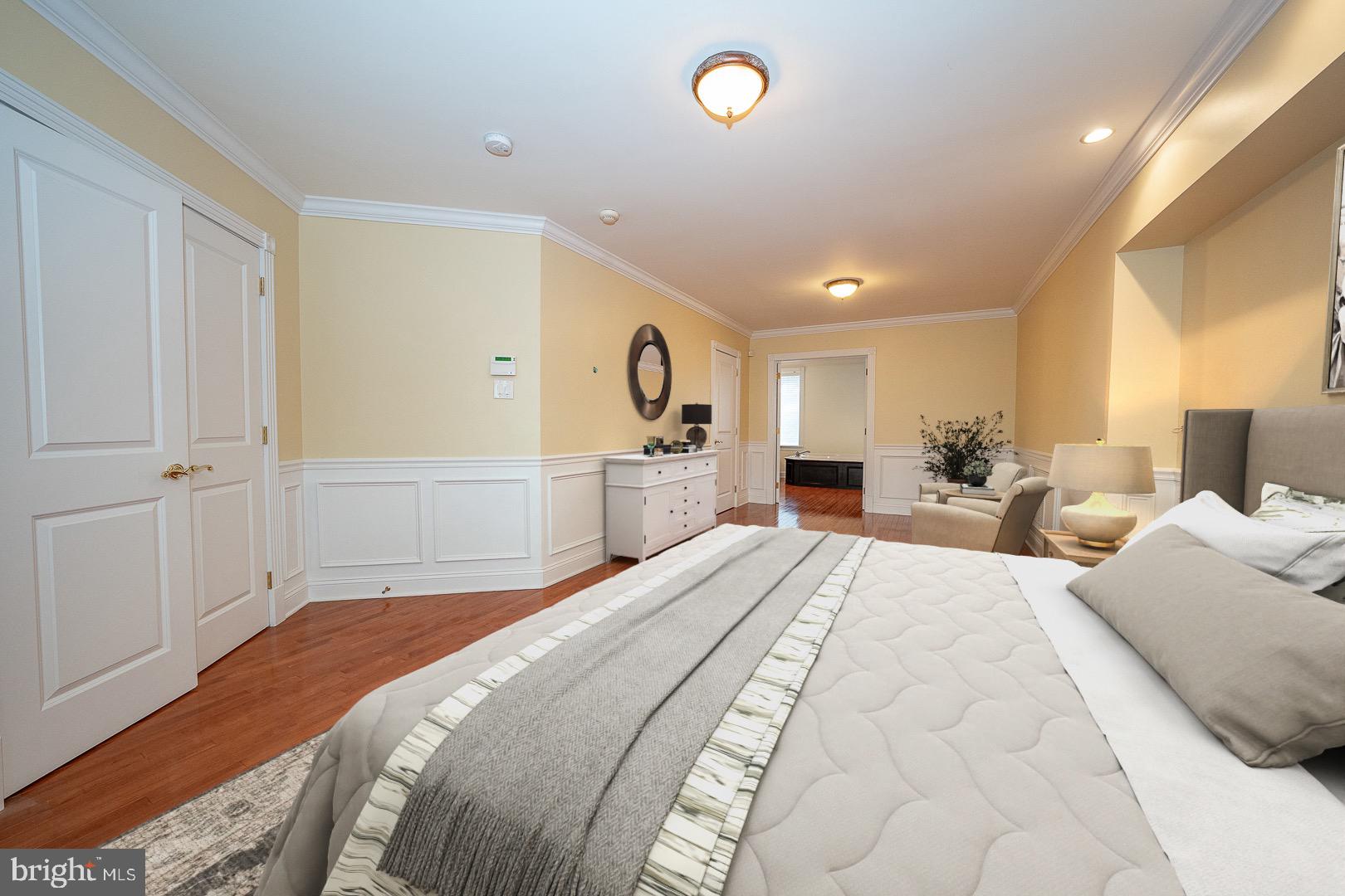 SOCIETY HILL - Residential