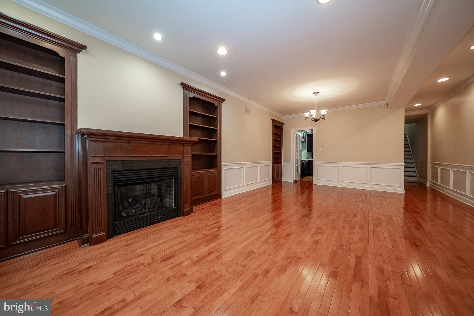 SOCIETY HILL - Residential