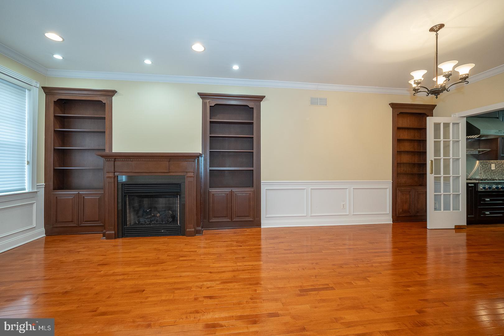 SOCIETY HILL - Residential