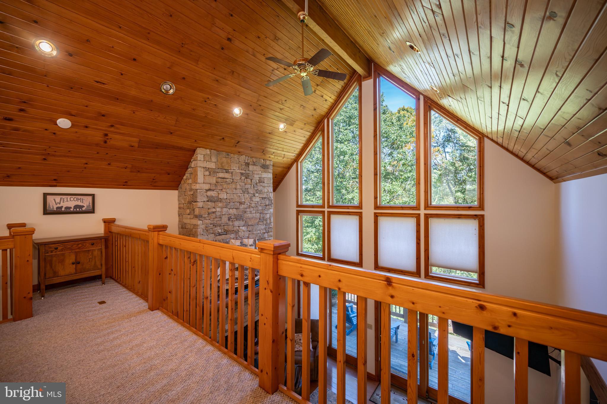 HOLIDAY HILL - Residential