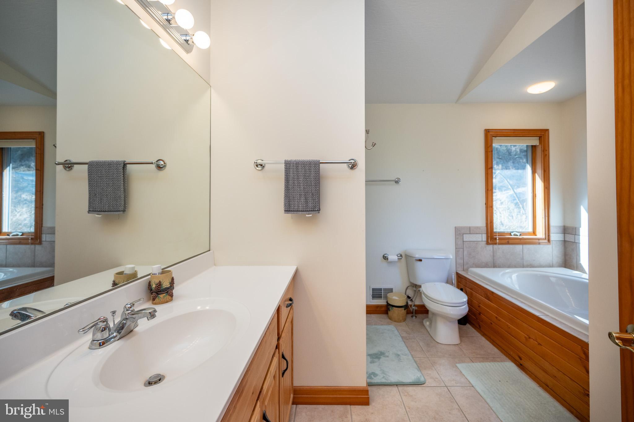 HOLIDAY HILL - Residential