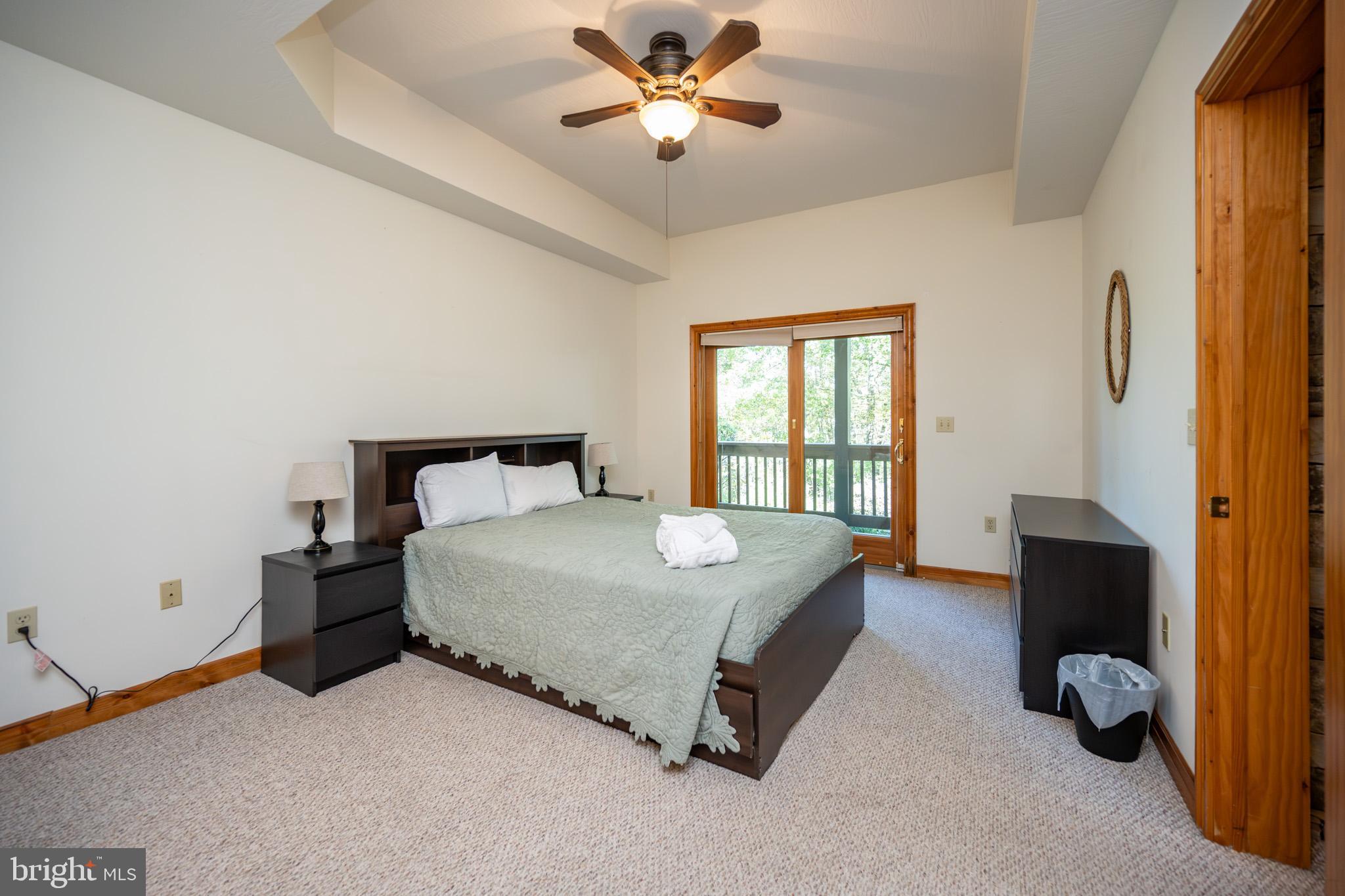 HOLIDAY HILL - Residential