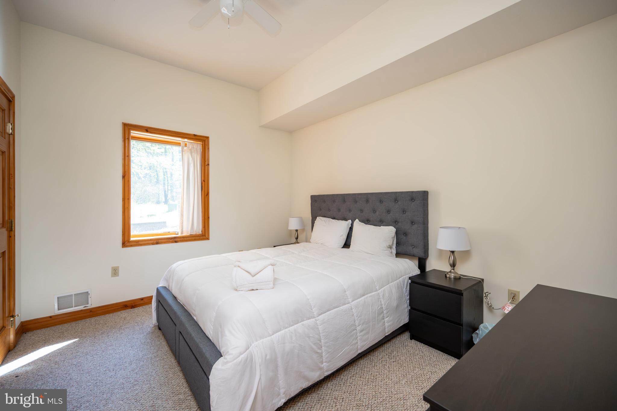 HOLIDAY HILL - Residential