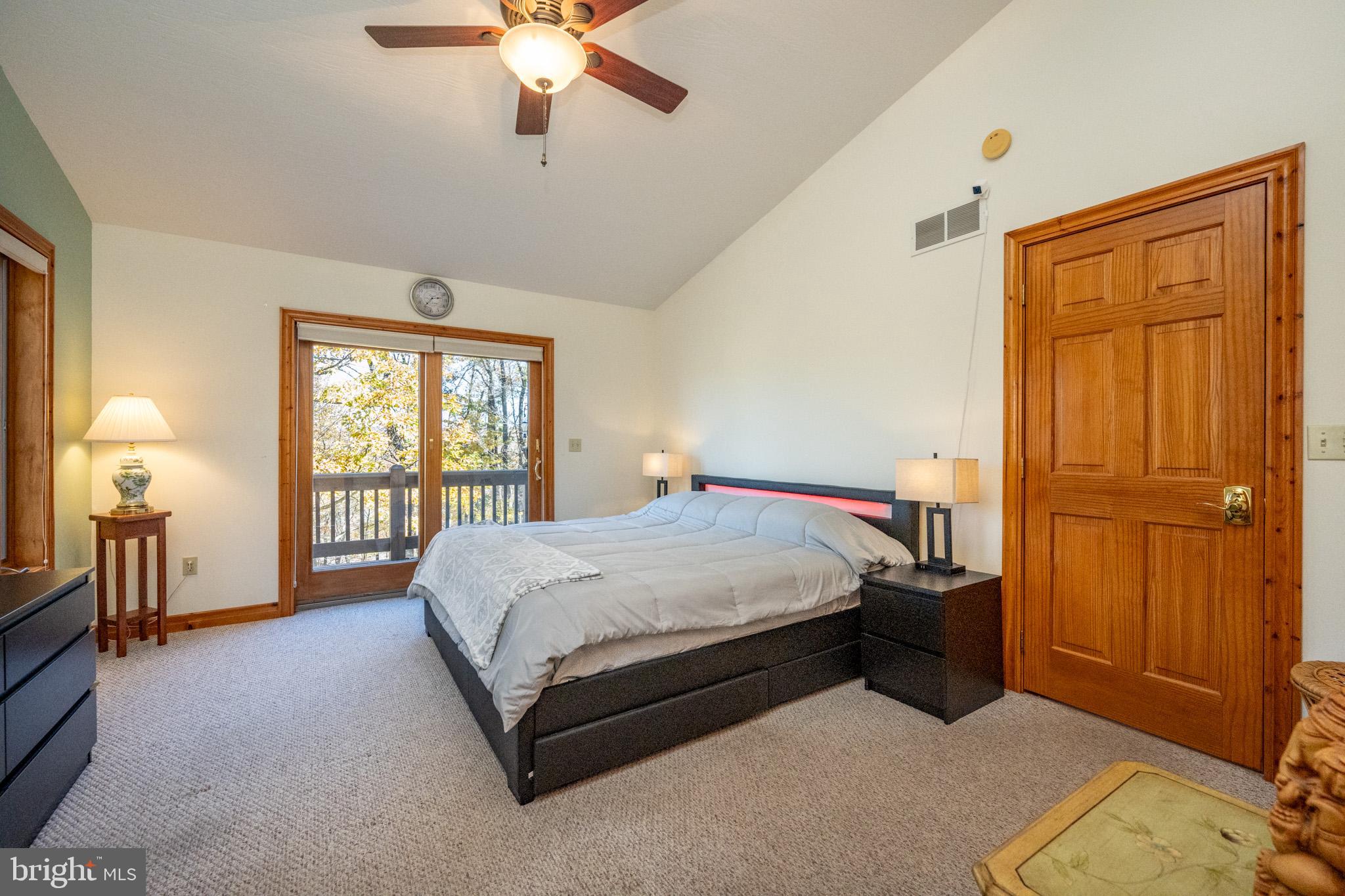 HOLIDAY HILL - Residential