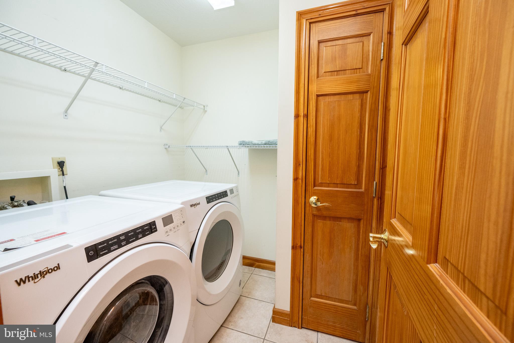 HOLIDAY HILL - Residential