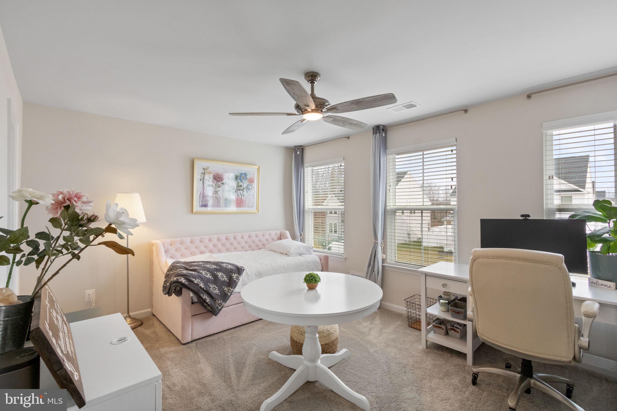 MAY'S QUARTER - Residential