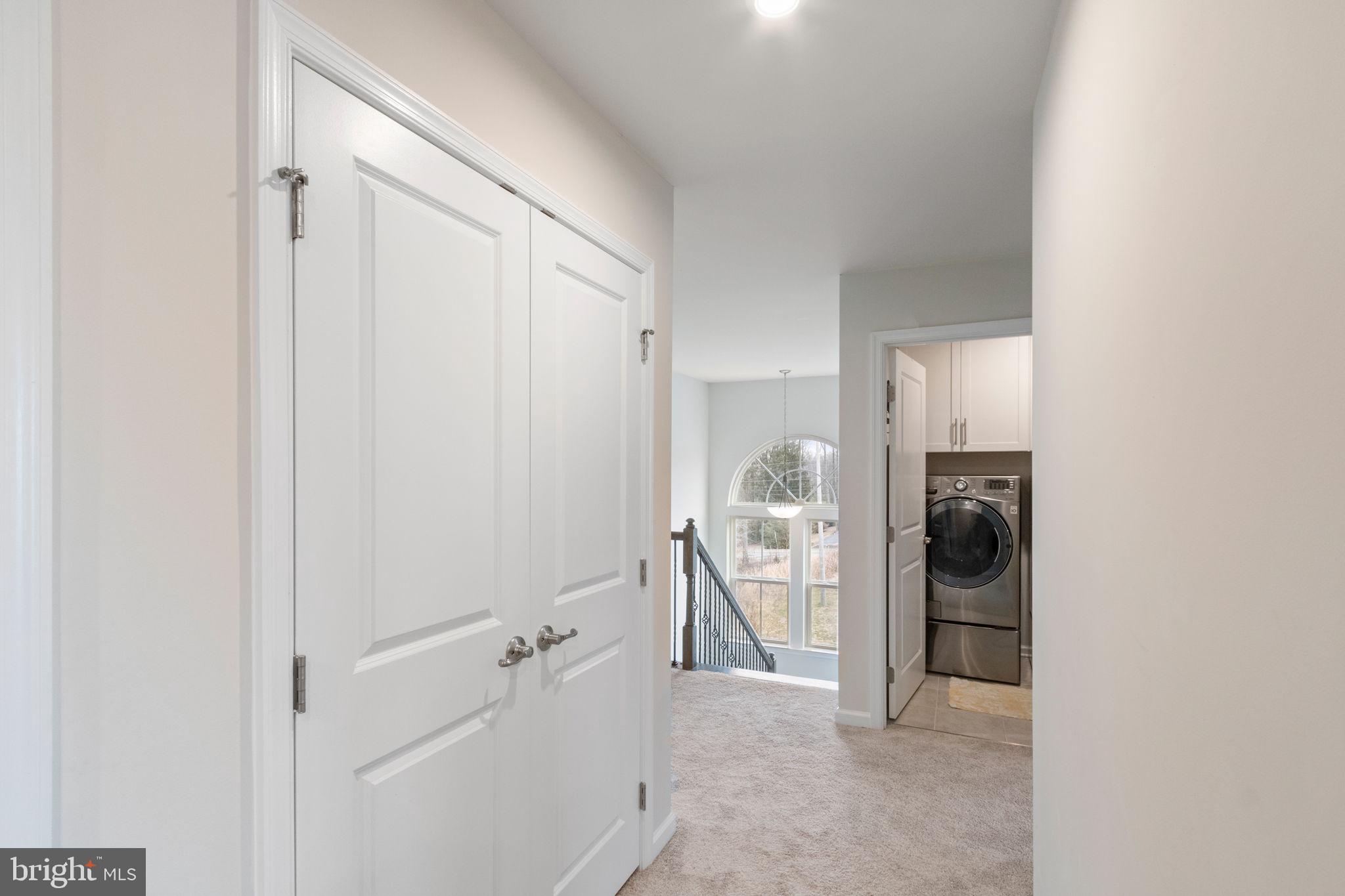 MAY'S QUARTER - Residential