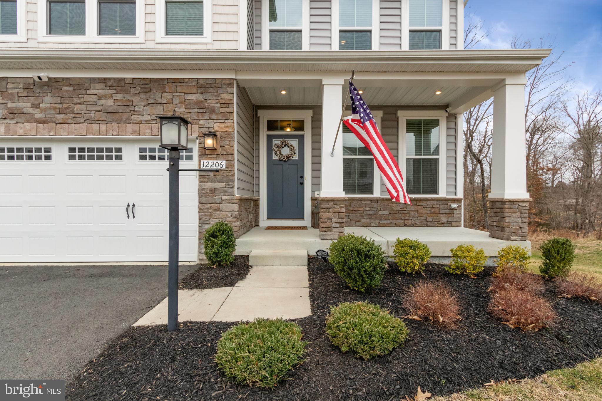 MAY'S QUARTER - Residential