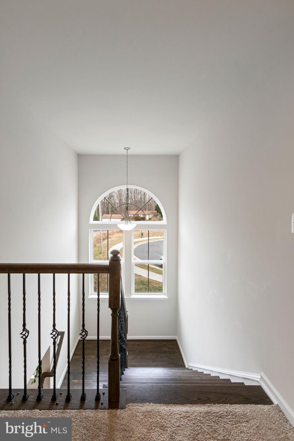 MAY'S QUARTER - Residential