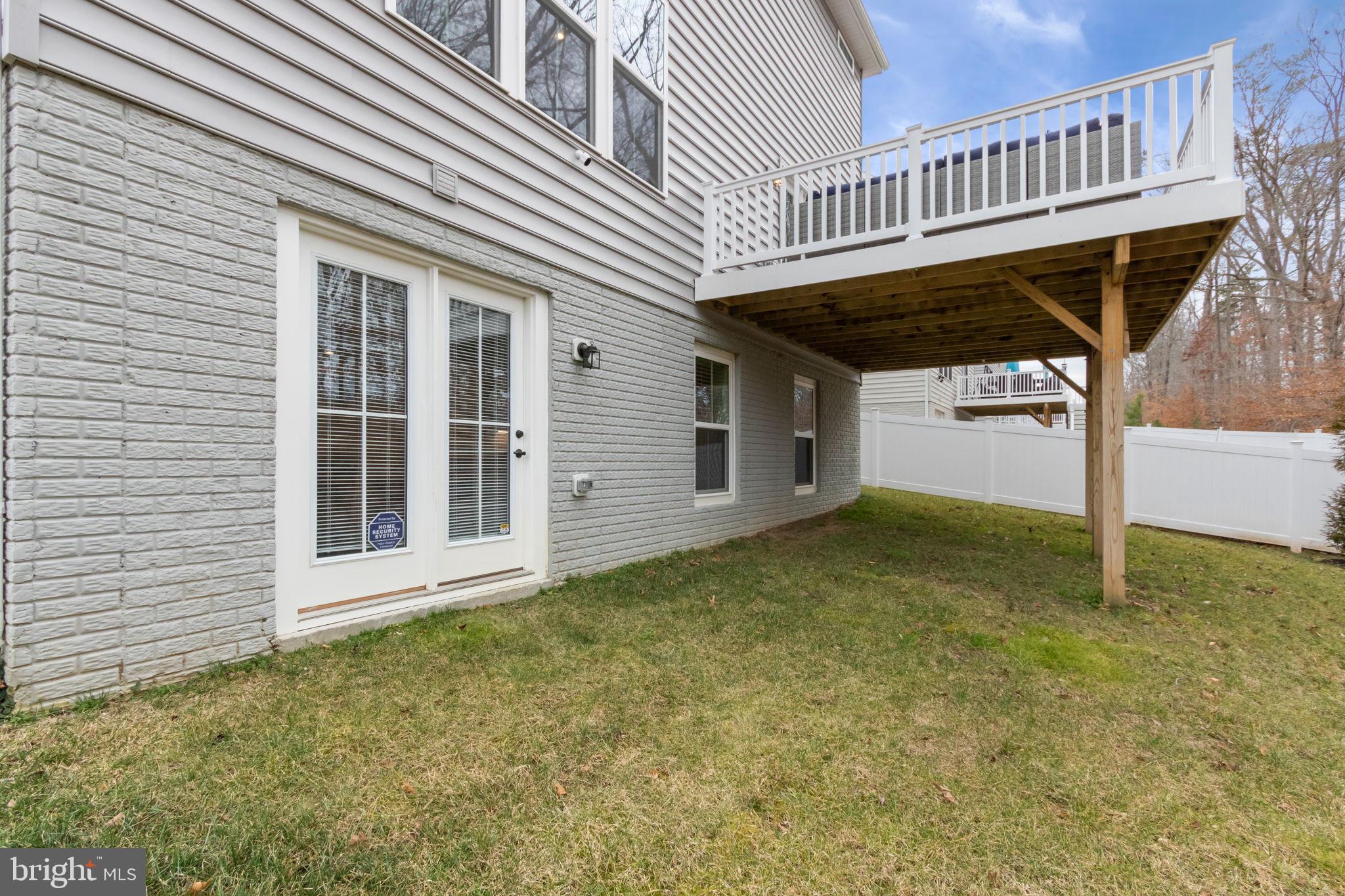 MAY'S QUARTER - Residential