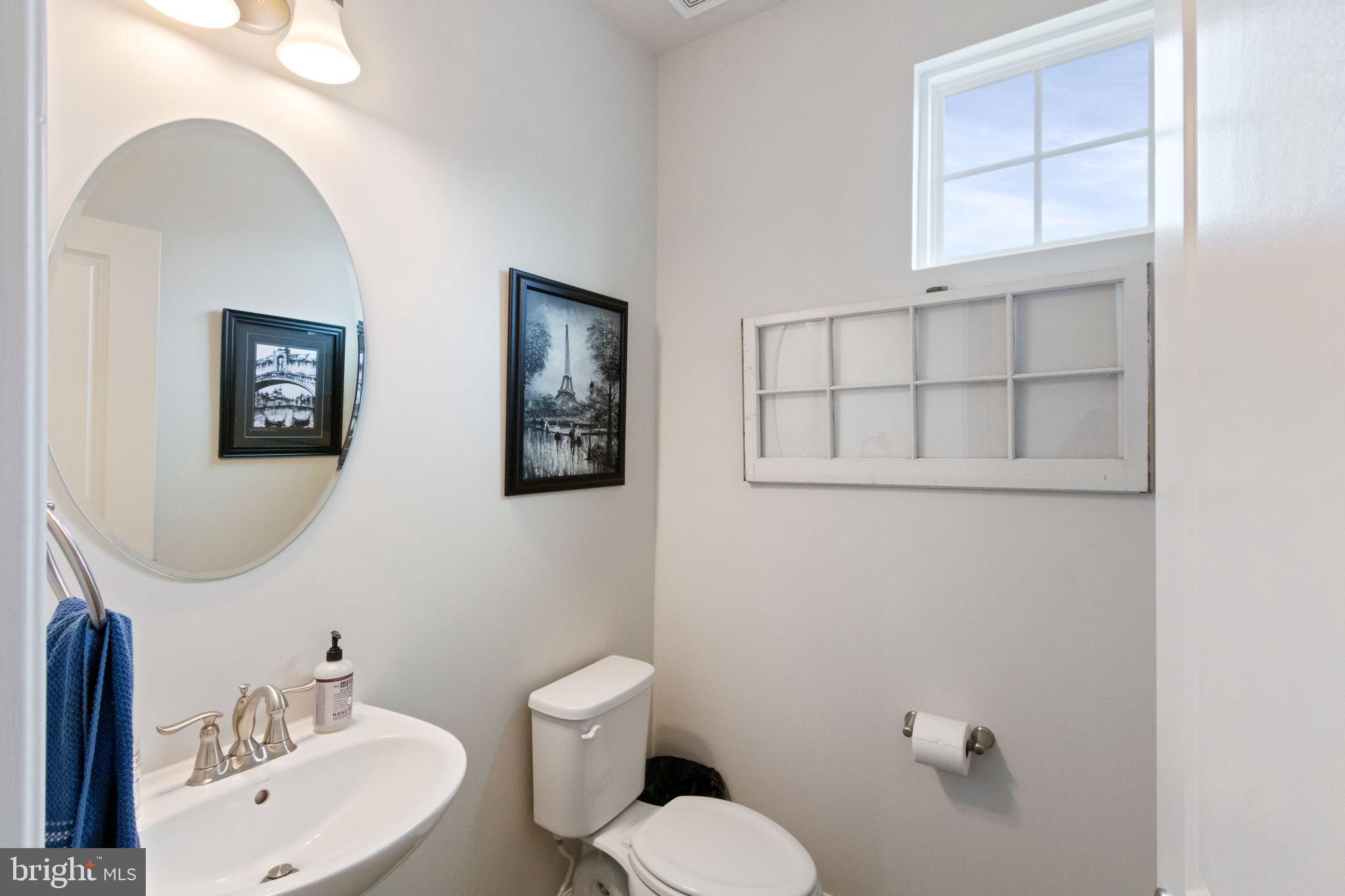 MAY'S QUARTER - Residential