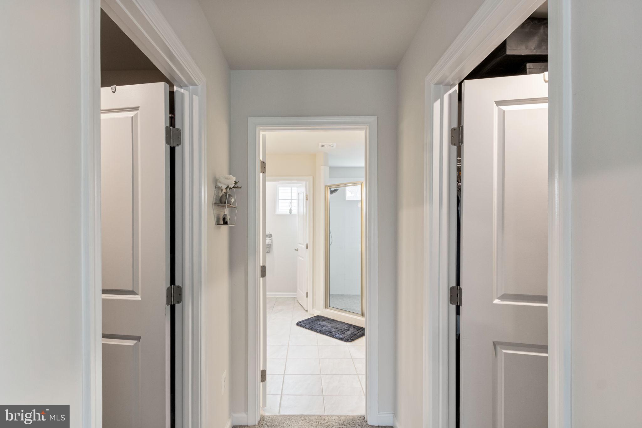 MAY'S QUARTER - Residential