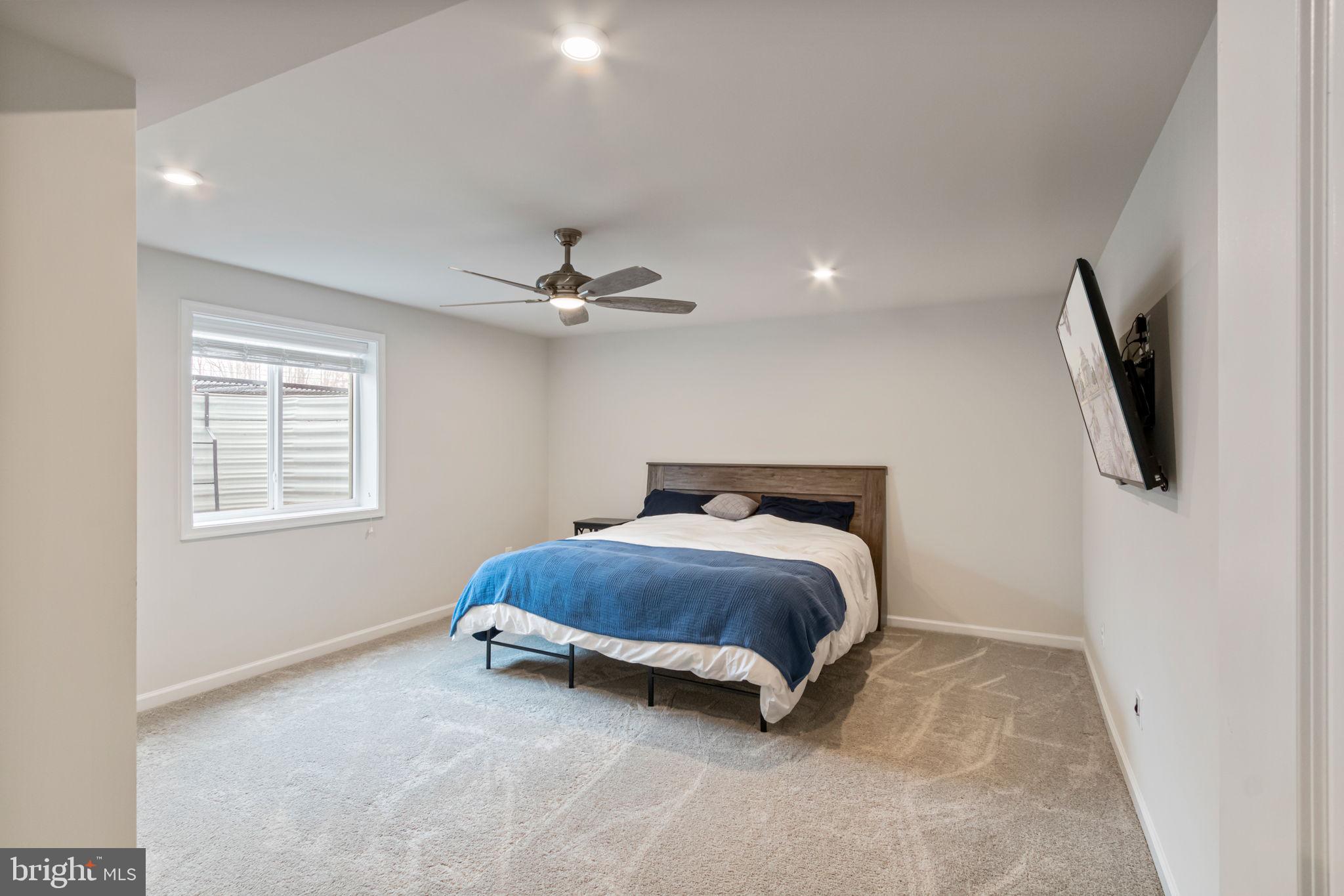 MAY'S QUARTER - Residential