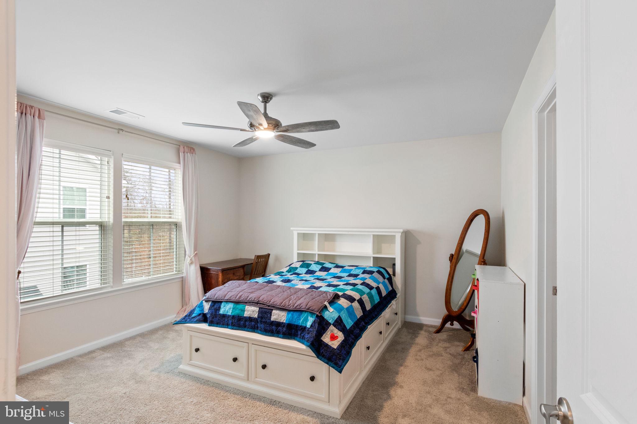 MAY'S QUARTER - Residential