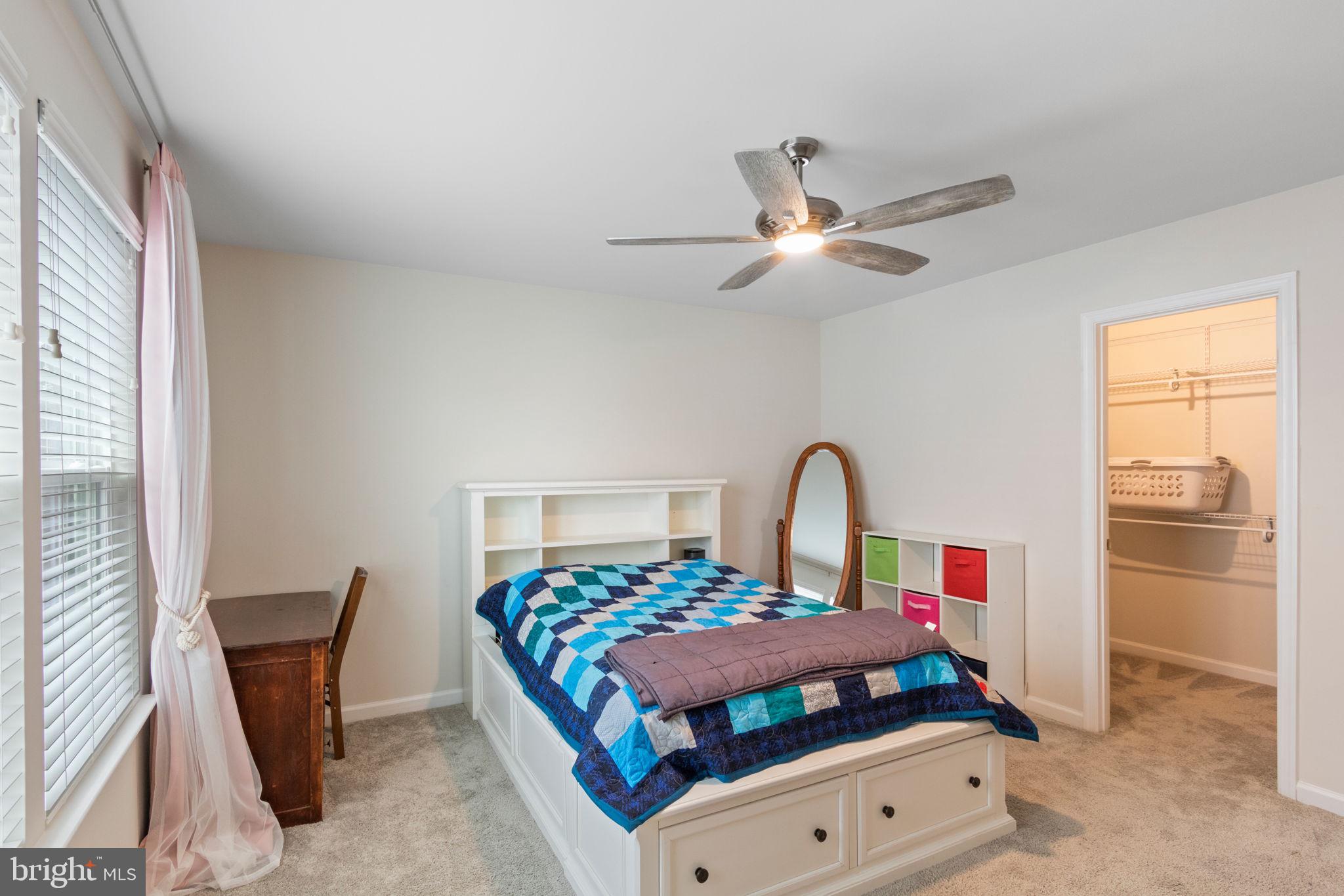 MAY'S QUARTER - Residential