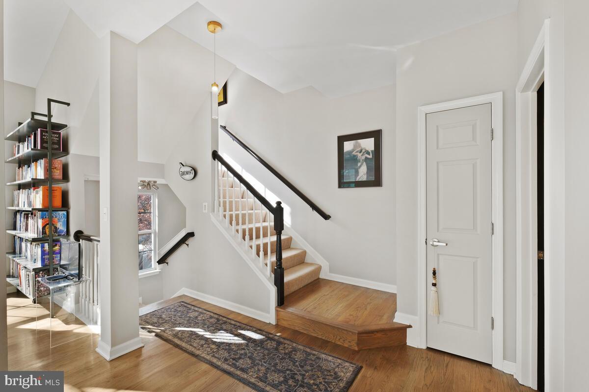 LAKELANDS - Residential