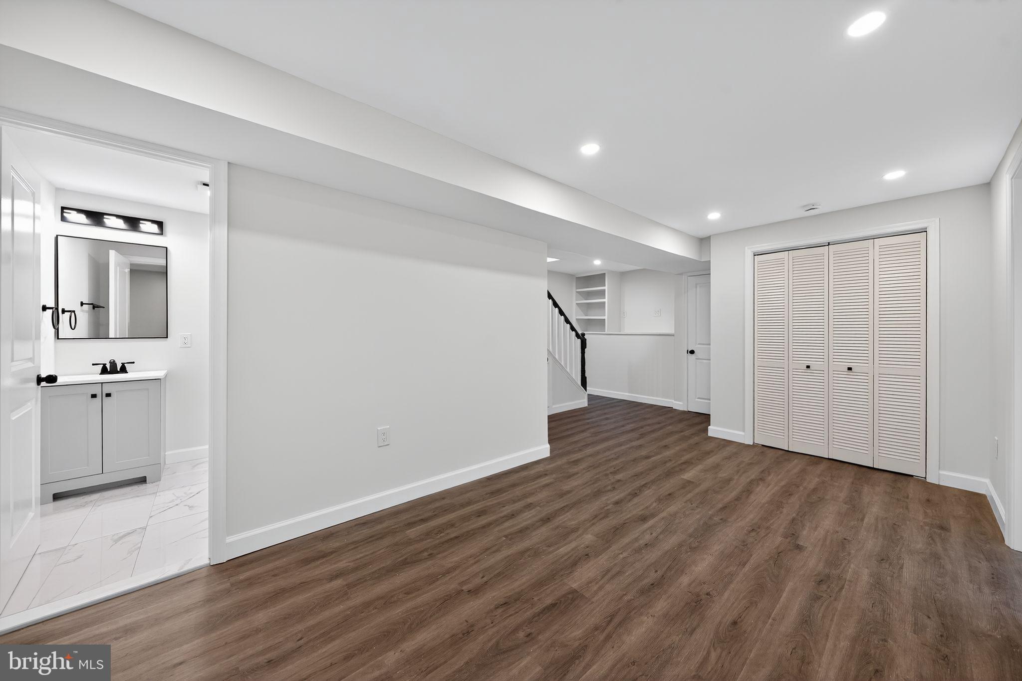 MARLEY HEIGHTS - Residential Lease