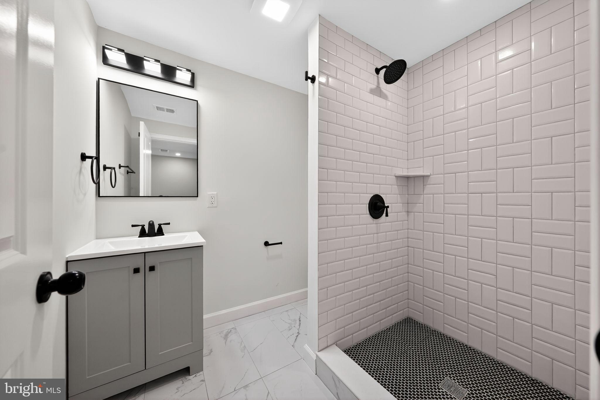 MARLEY HEIGHTS - Residential Lease