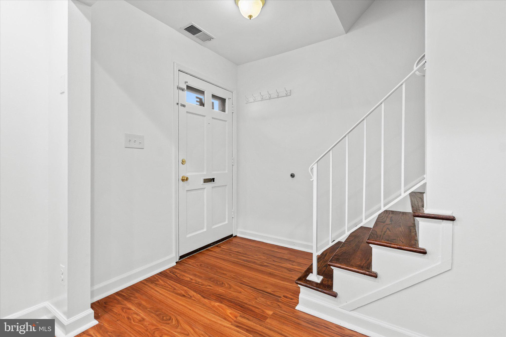 8123 KINGSWAY COURT 268
