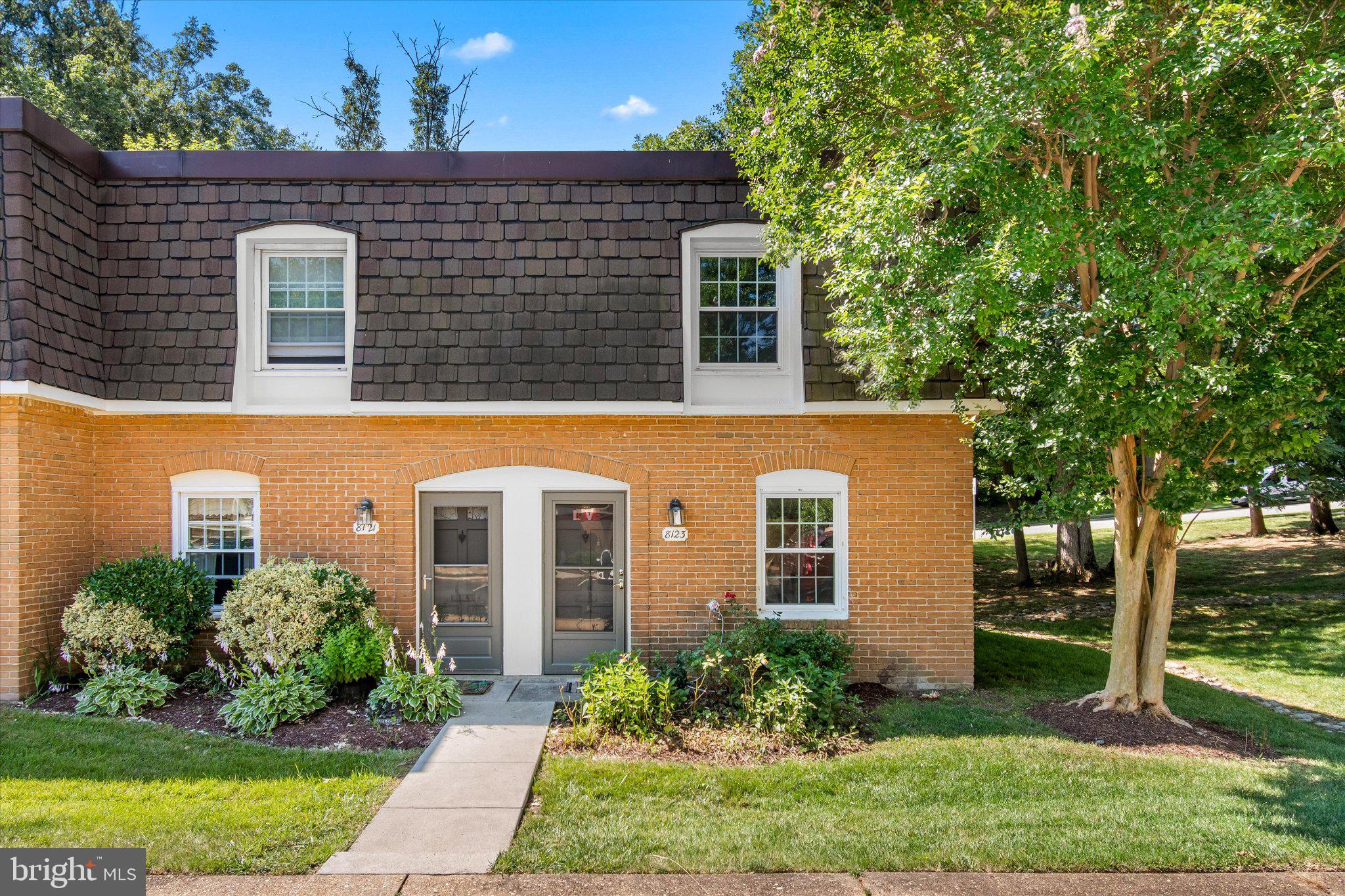 8123 KINGSWAY COURT 268