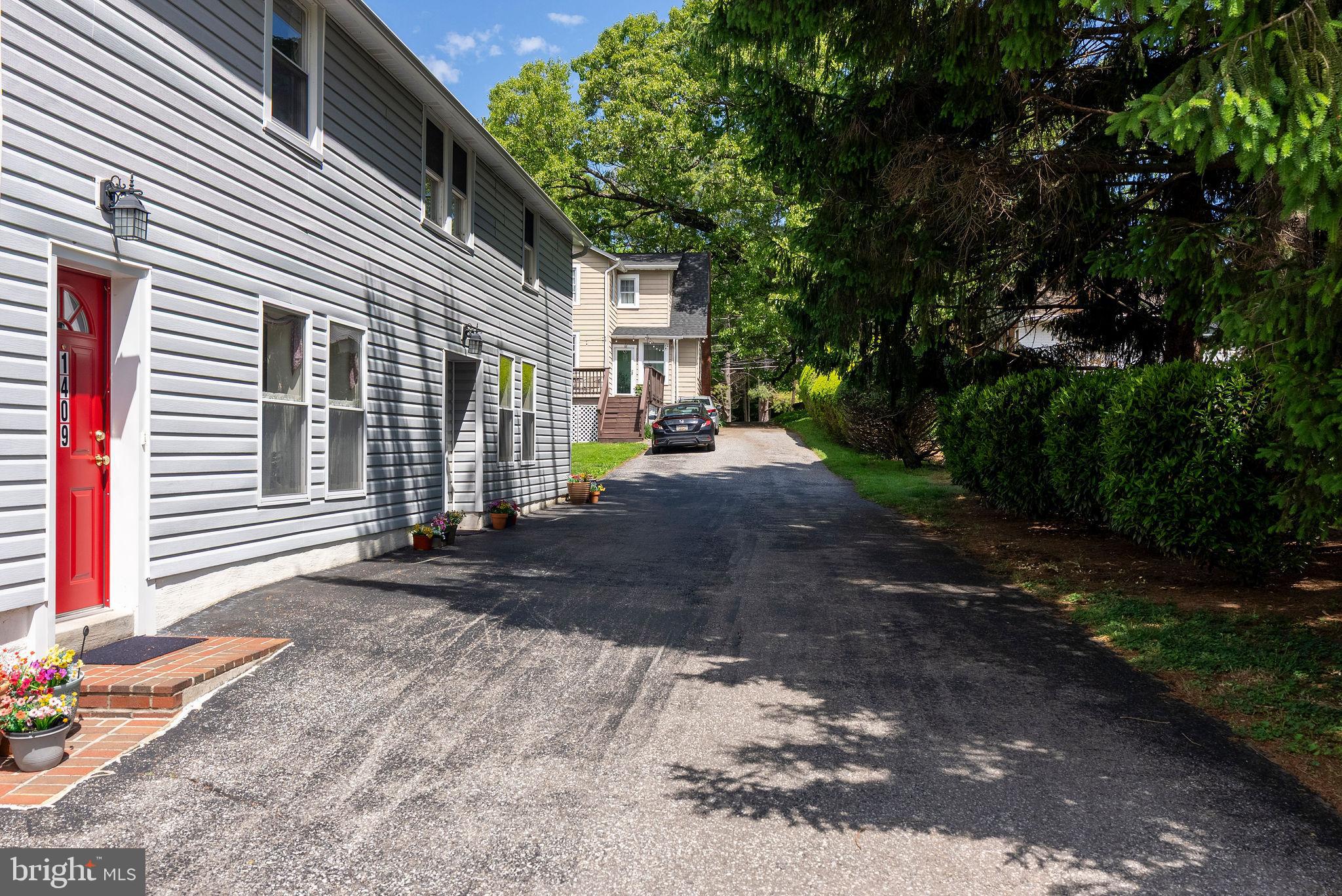 LUTHERVILLE - Residential