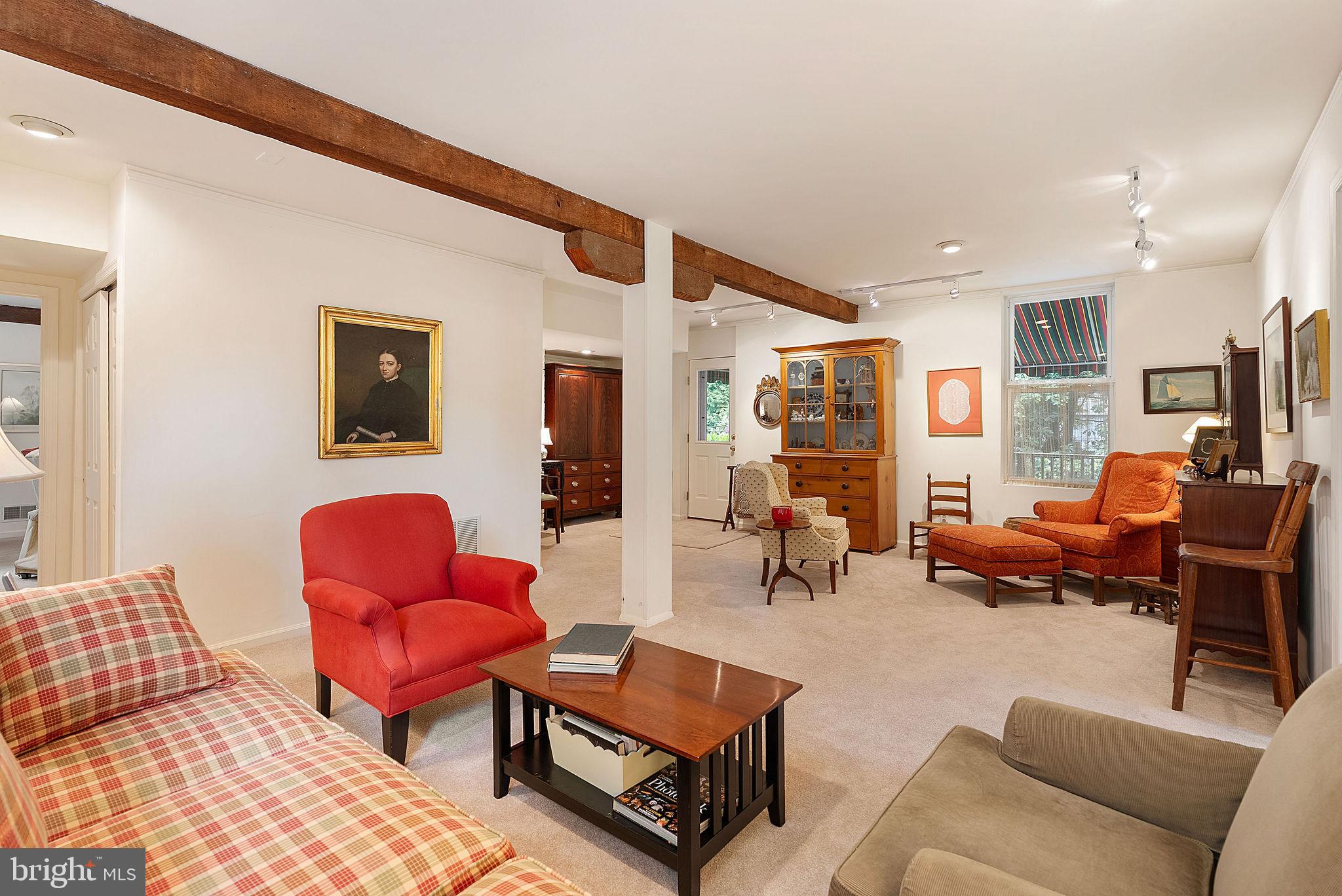 LUTHERVILLE - Residential