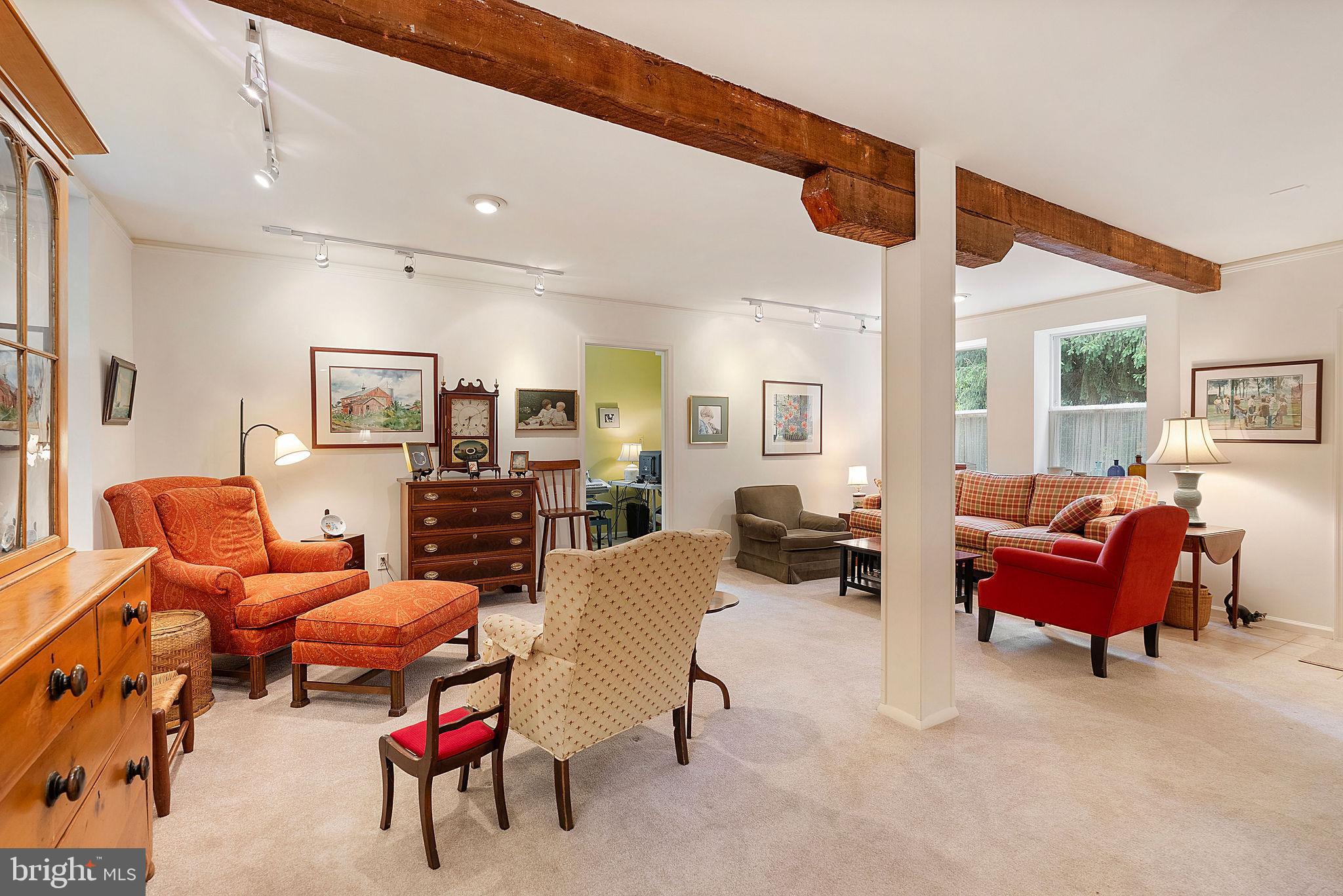 LUTHERVILLE - Residential