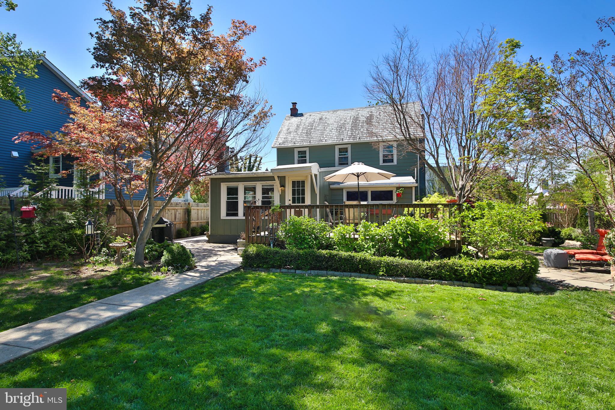 IVYLAND GARDENS - Residential