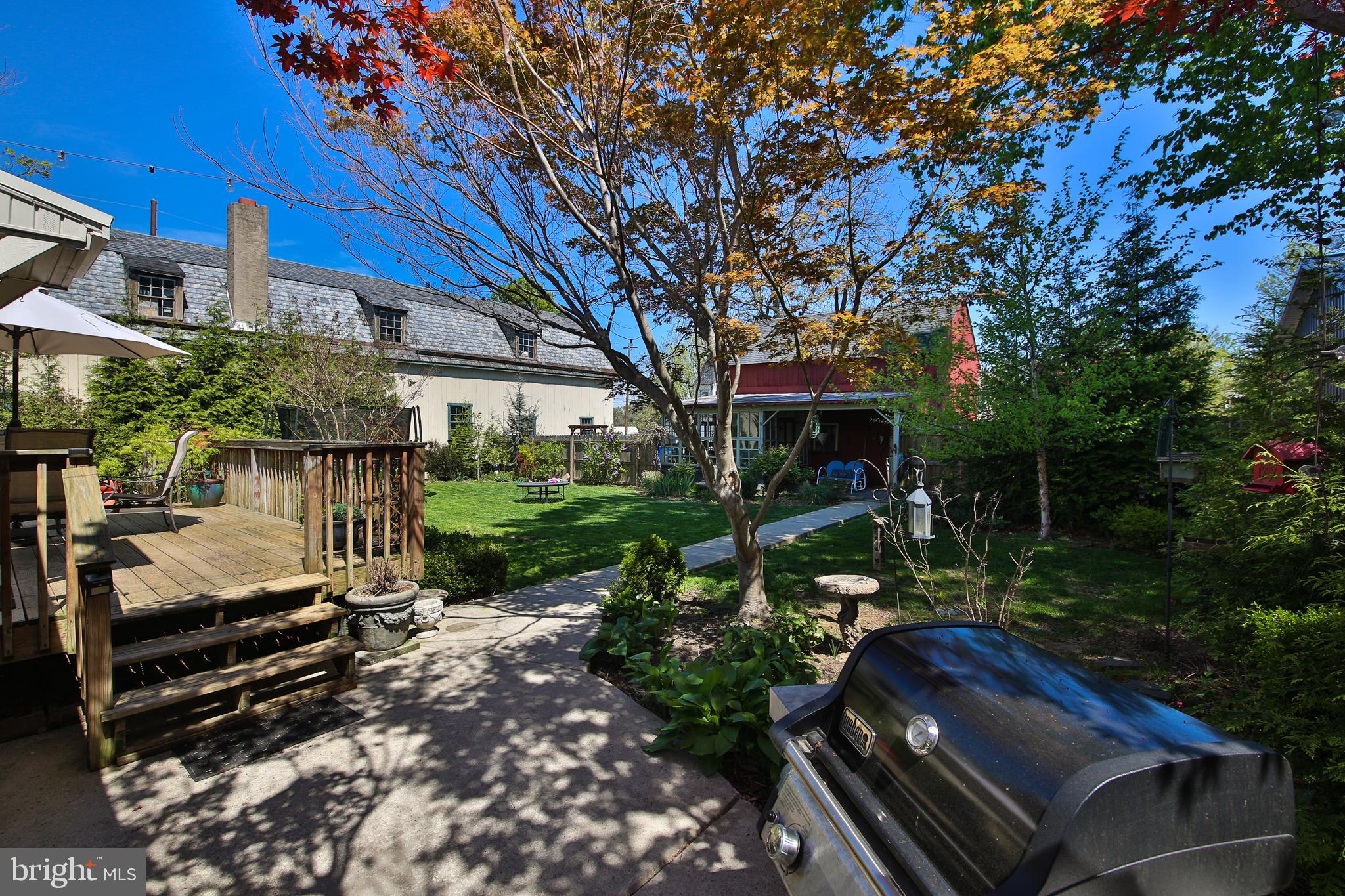 IVYLAND GARDENS - Residential