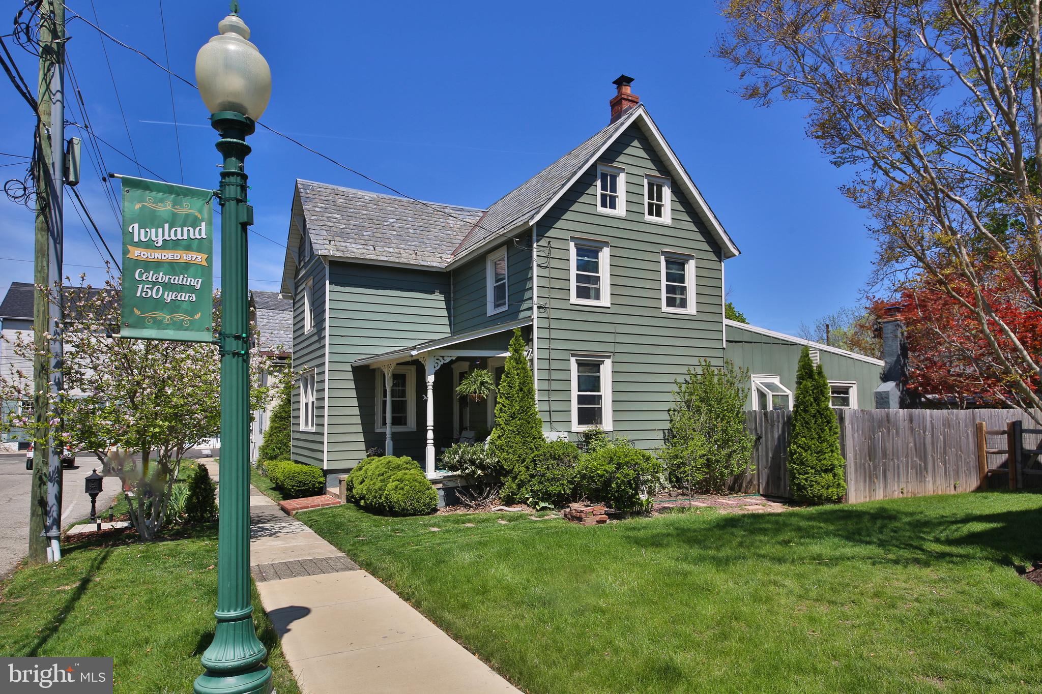IVYLAND GARDENS - Residential