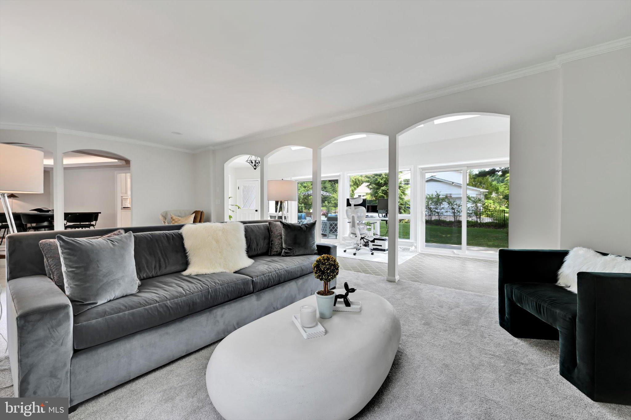 SCHOOL LANE HILLS - Residential