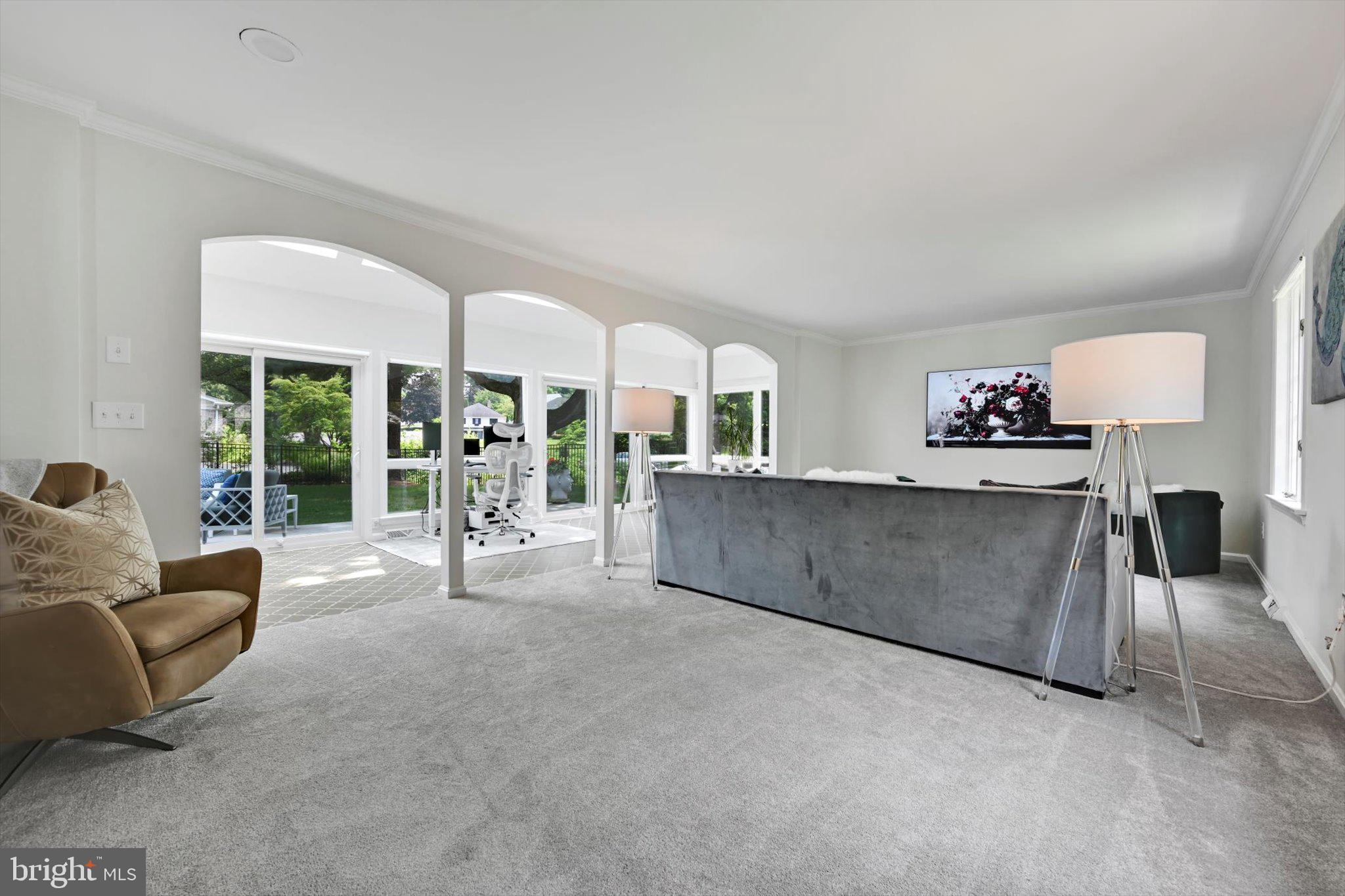 SCHOOL LANE HILLS - Residential