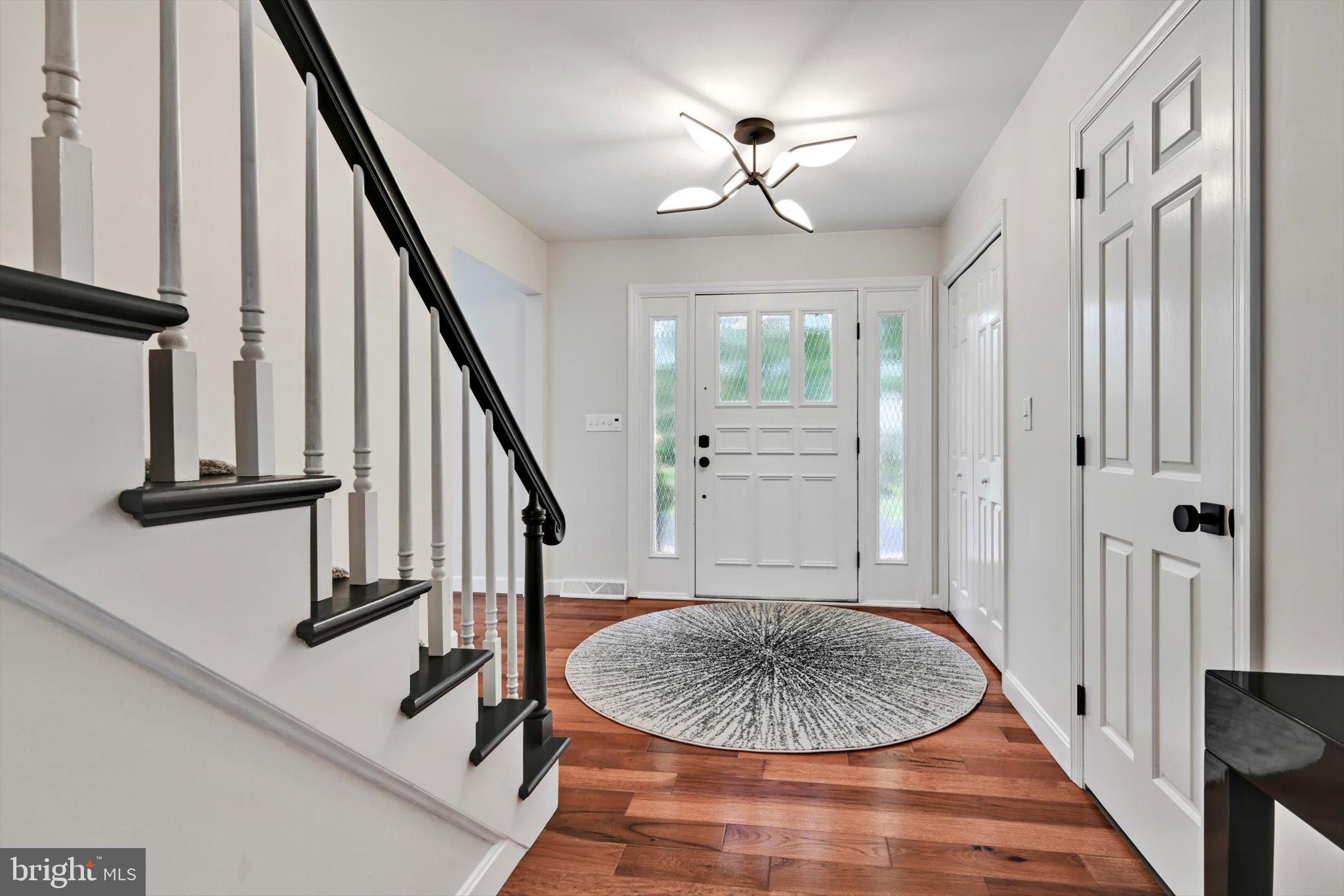 SCHOOL LANE HILLS - Residential