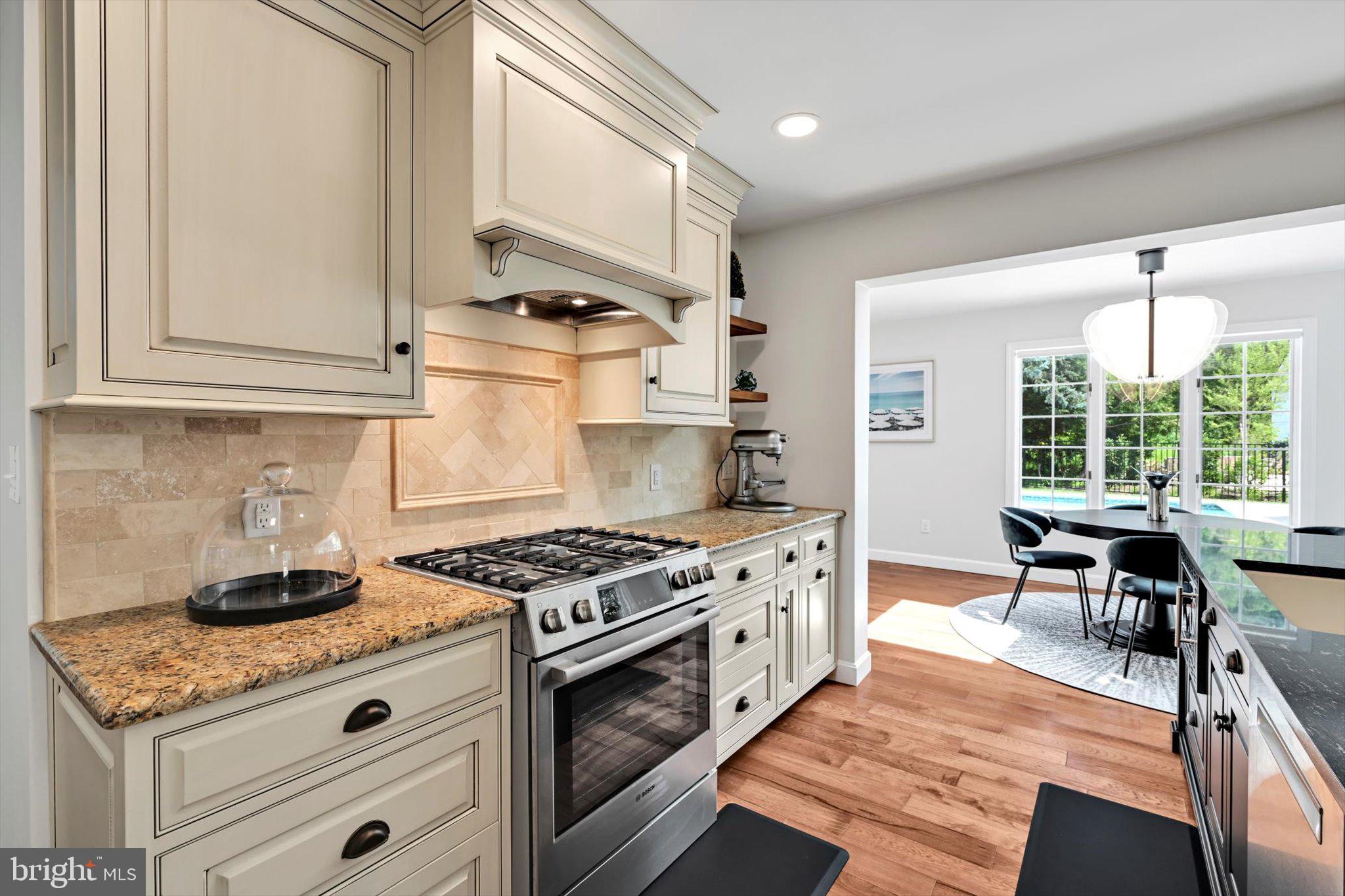 SCHOOL LANE HILLS - Residential