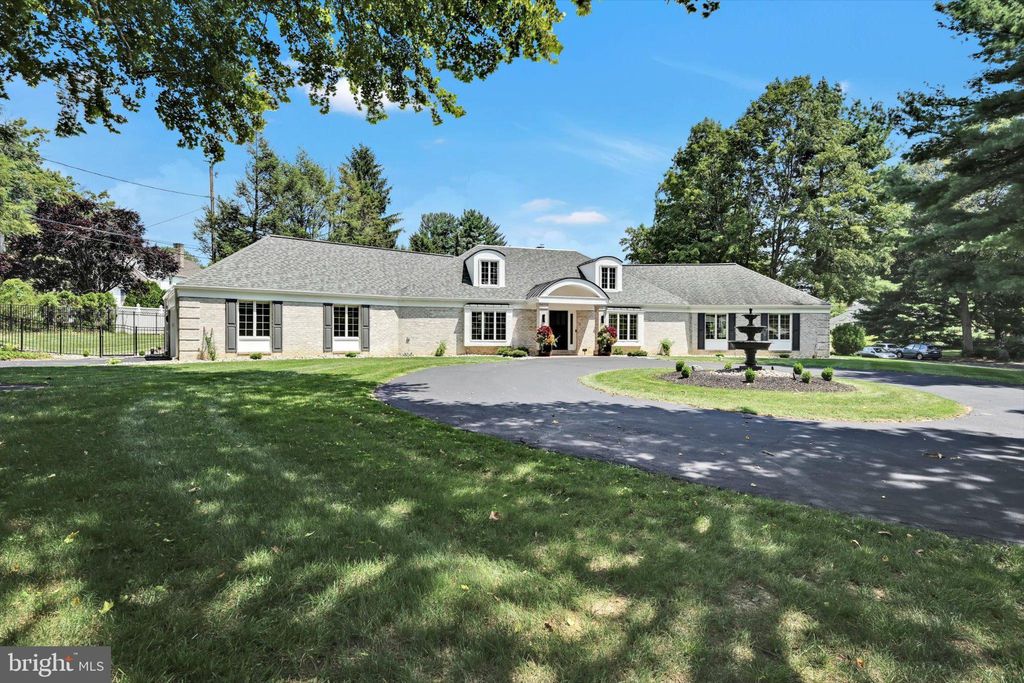 Photo of 101 River Drive, LANCASTER, PA 17603 (MLS # PALA2074014)