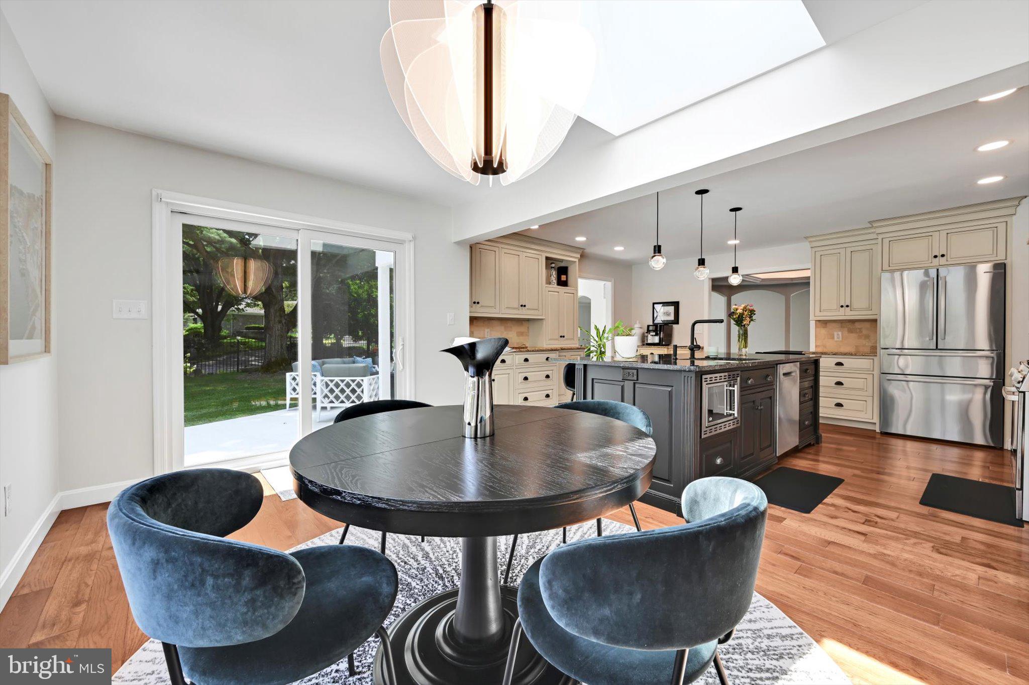 SCHOOL LANE HILLS - Residential