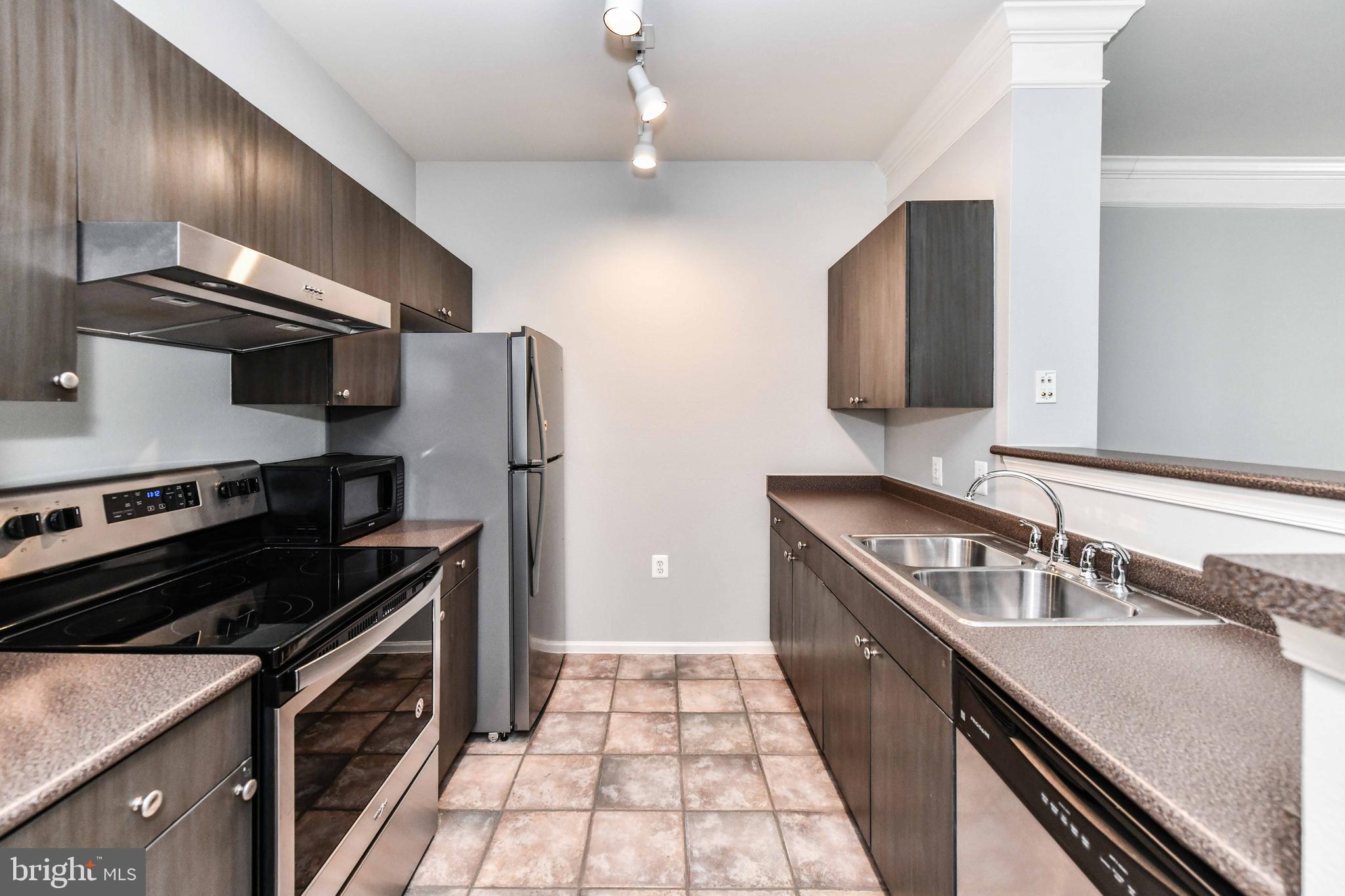 JEFFERSON PARK - Residential Lease