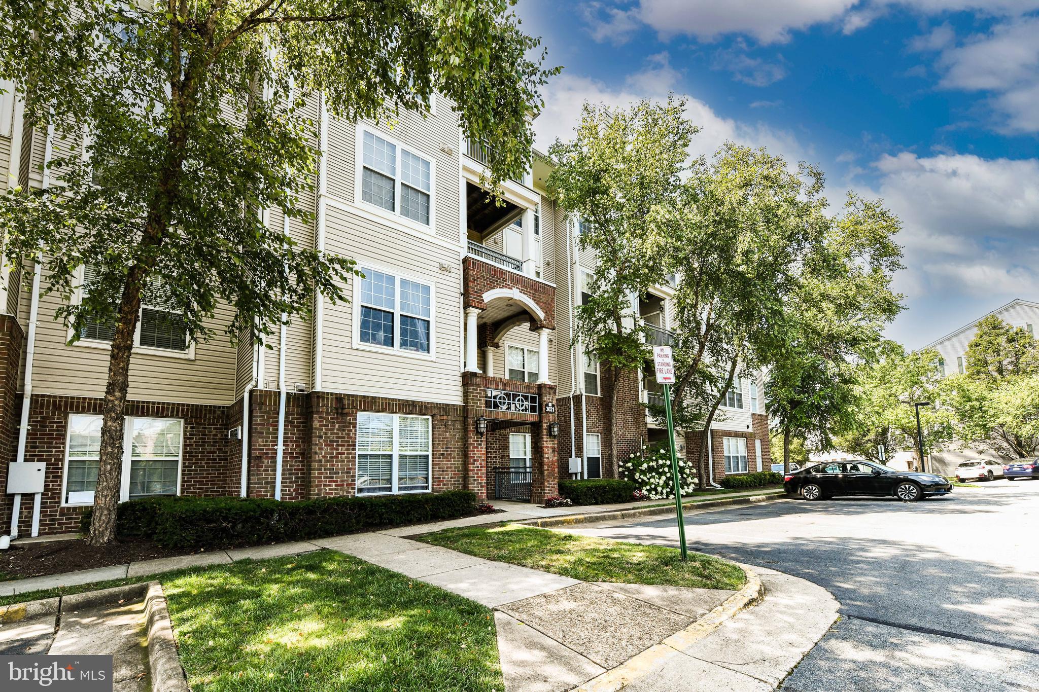 JEFFERSON PARK - Residential Lease