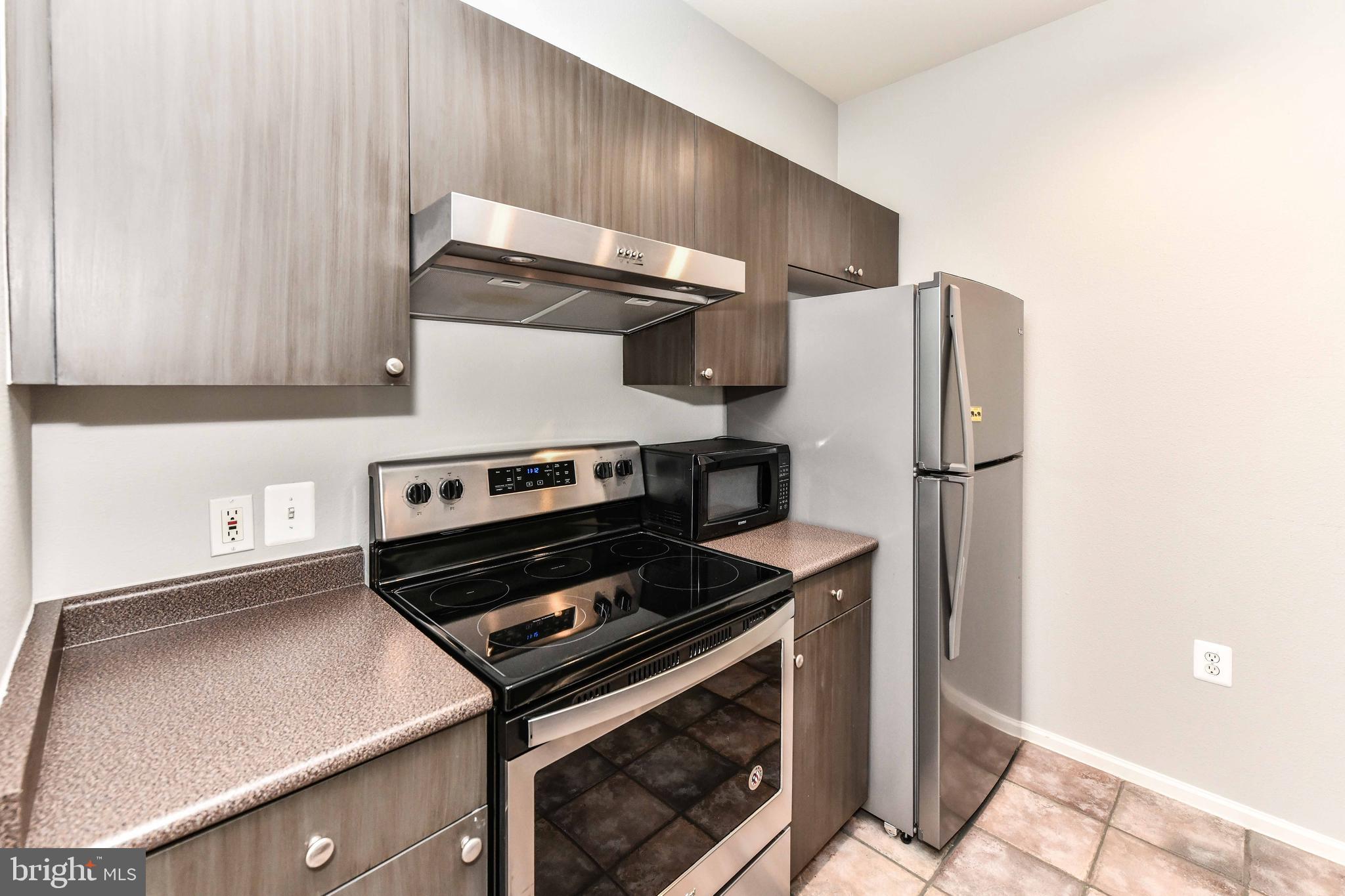 JEFFERSON PARK - Residential Lease